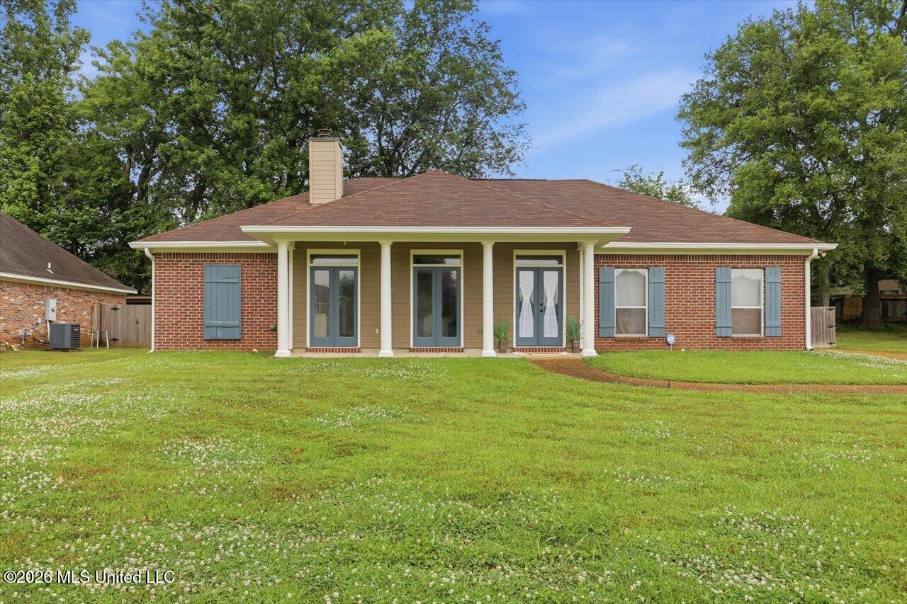 217 Pecan Circle Property Photo 1