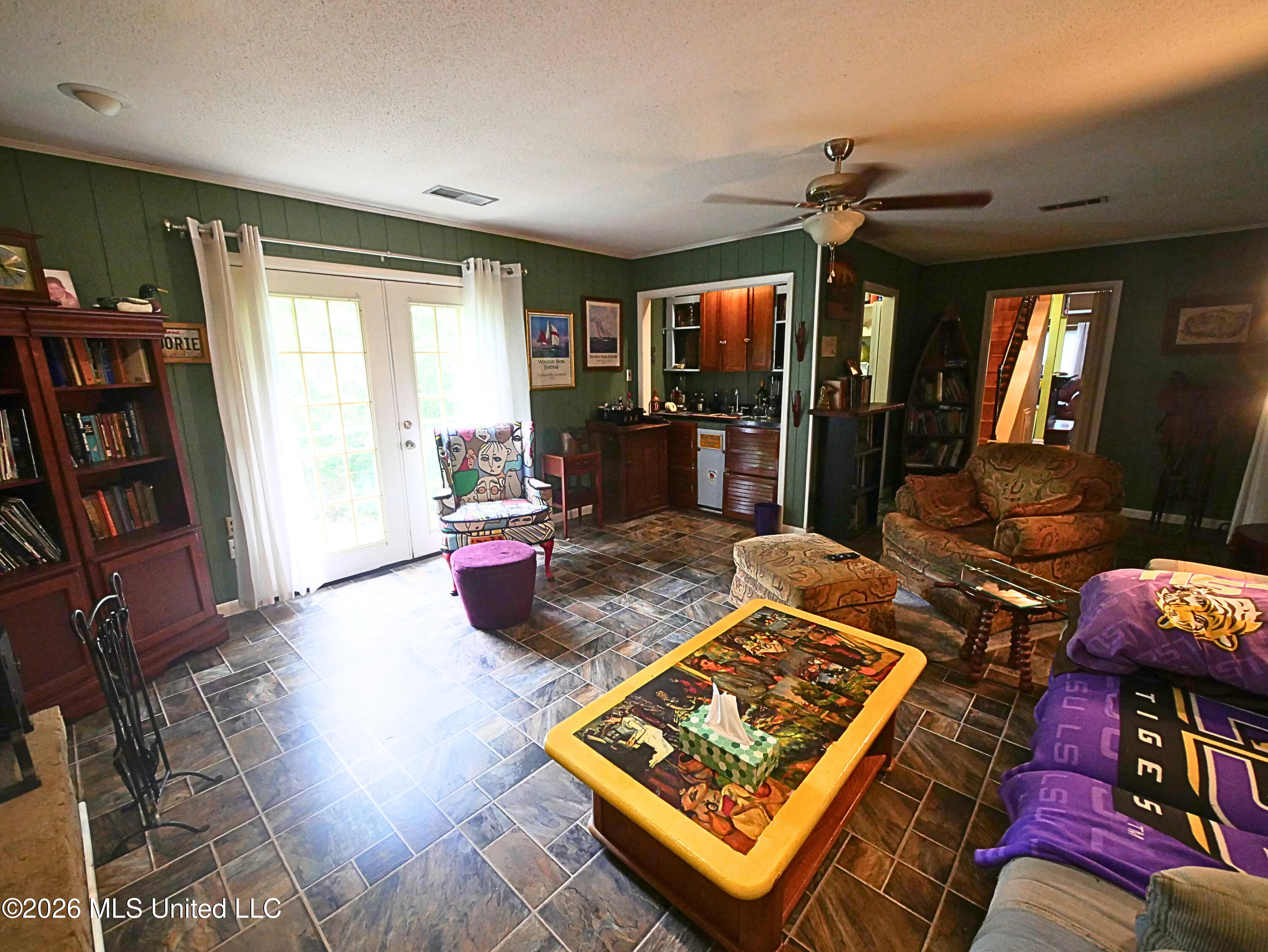 6837 Hilo Street Property Photo 12