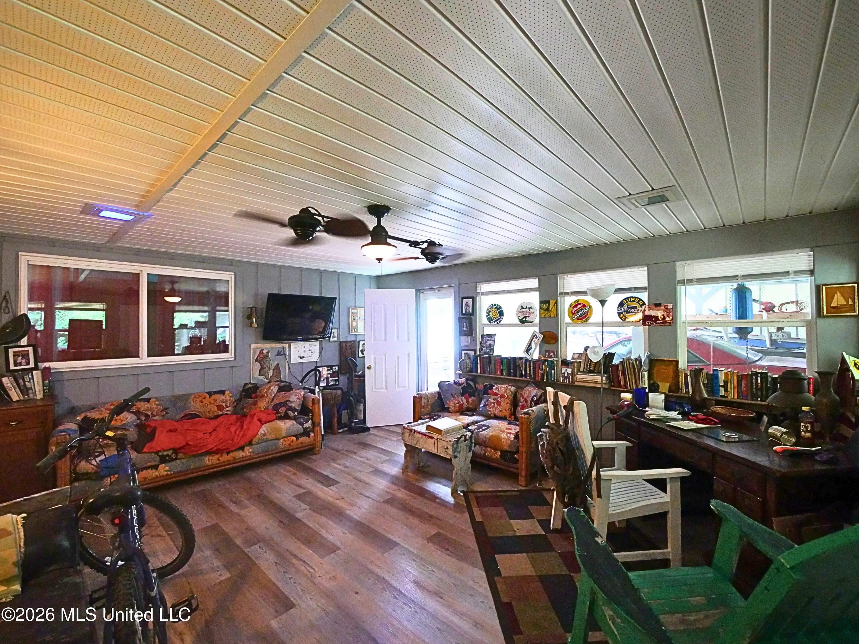 6837 Hilo Street Property Photo 14