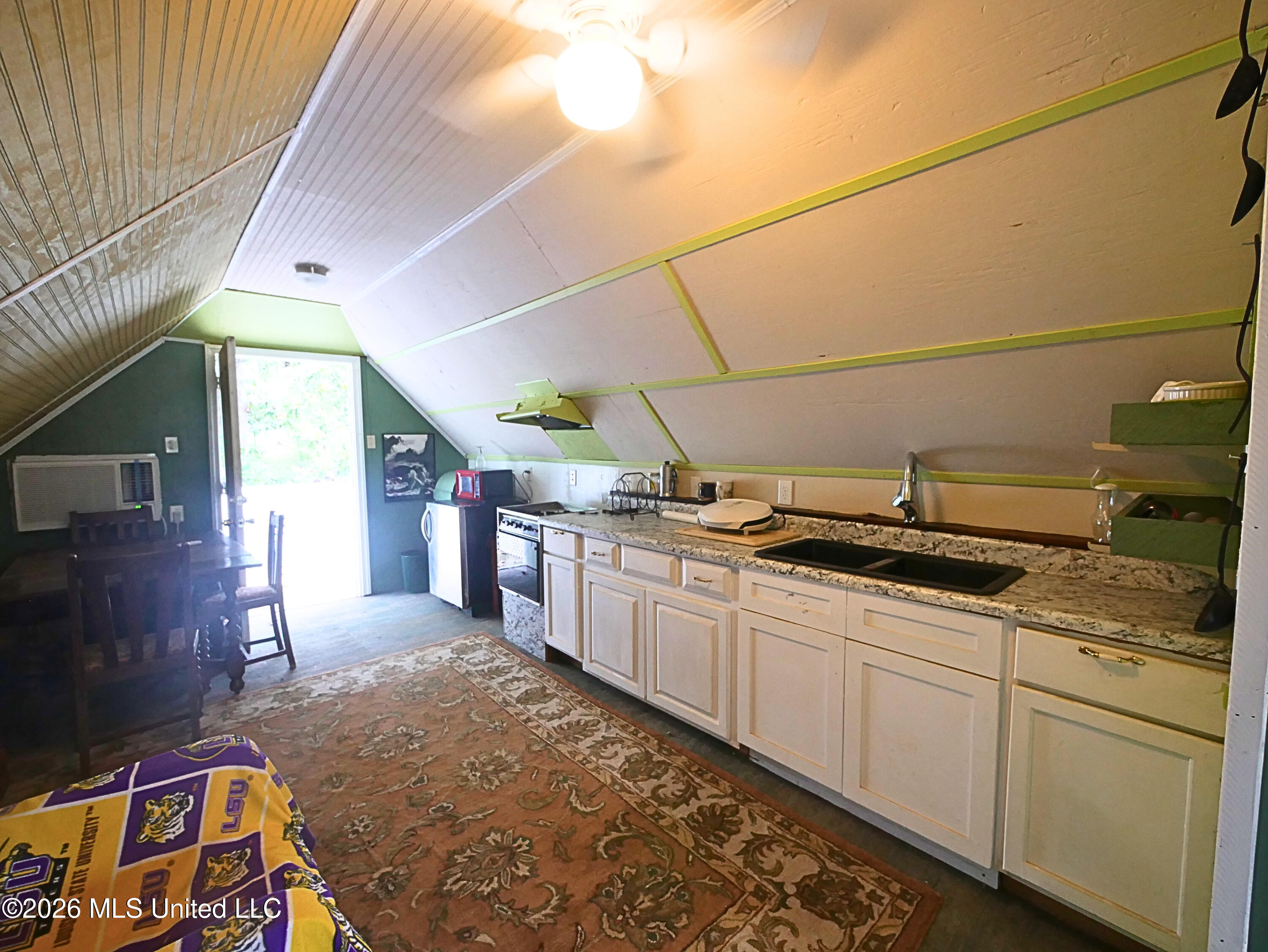 6837 Hilo Street Property Photo 27