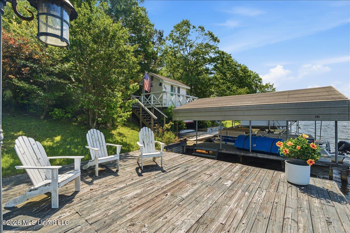 1827 Snow Lake Drive Property Photo 33