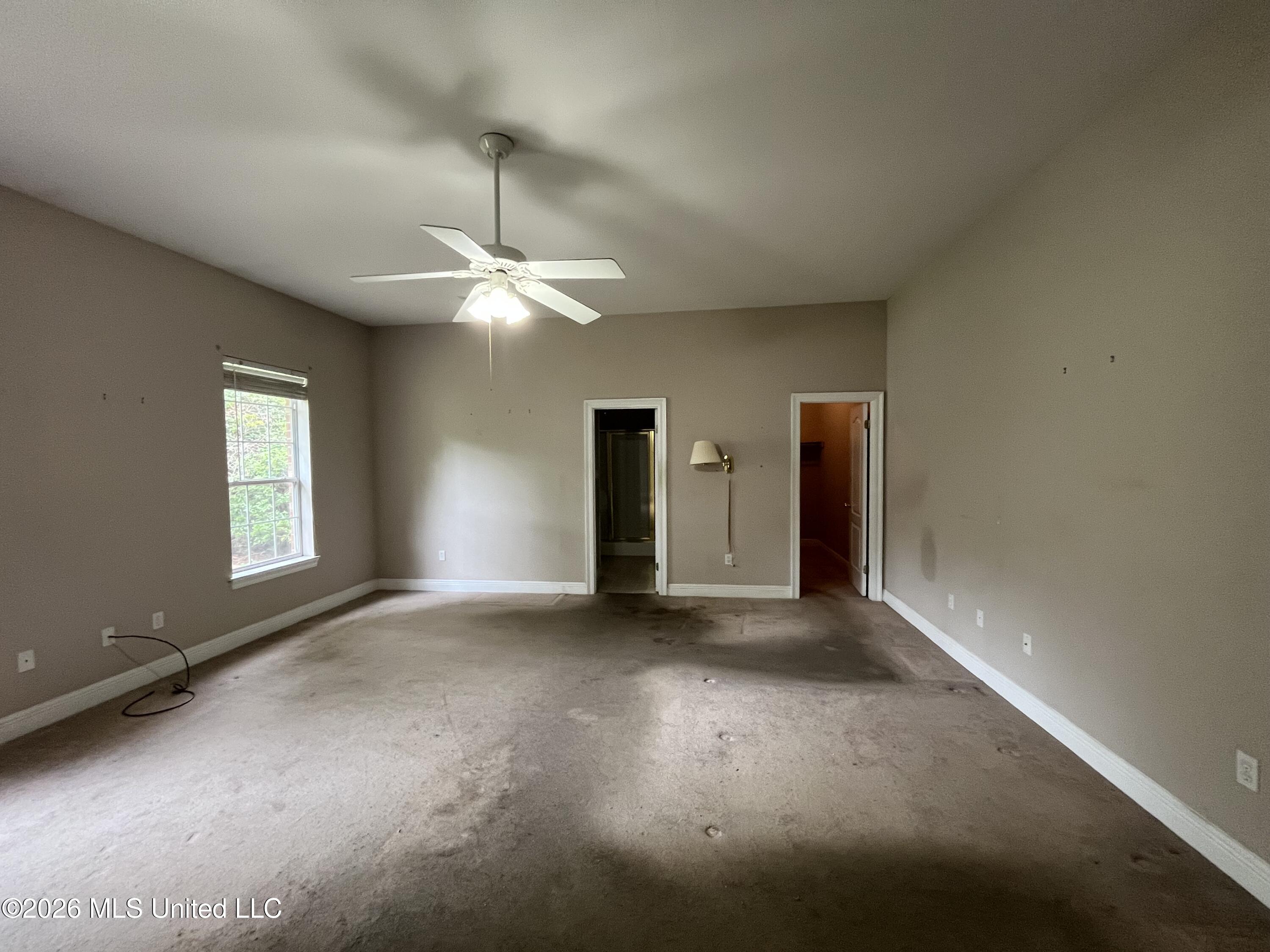 82 N Hill Drive Property Photo 5