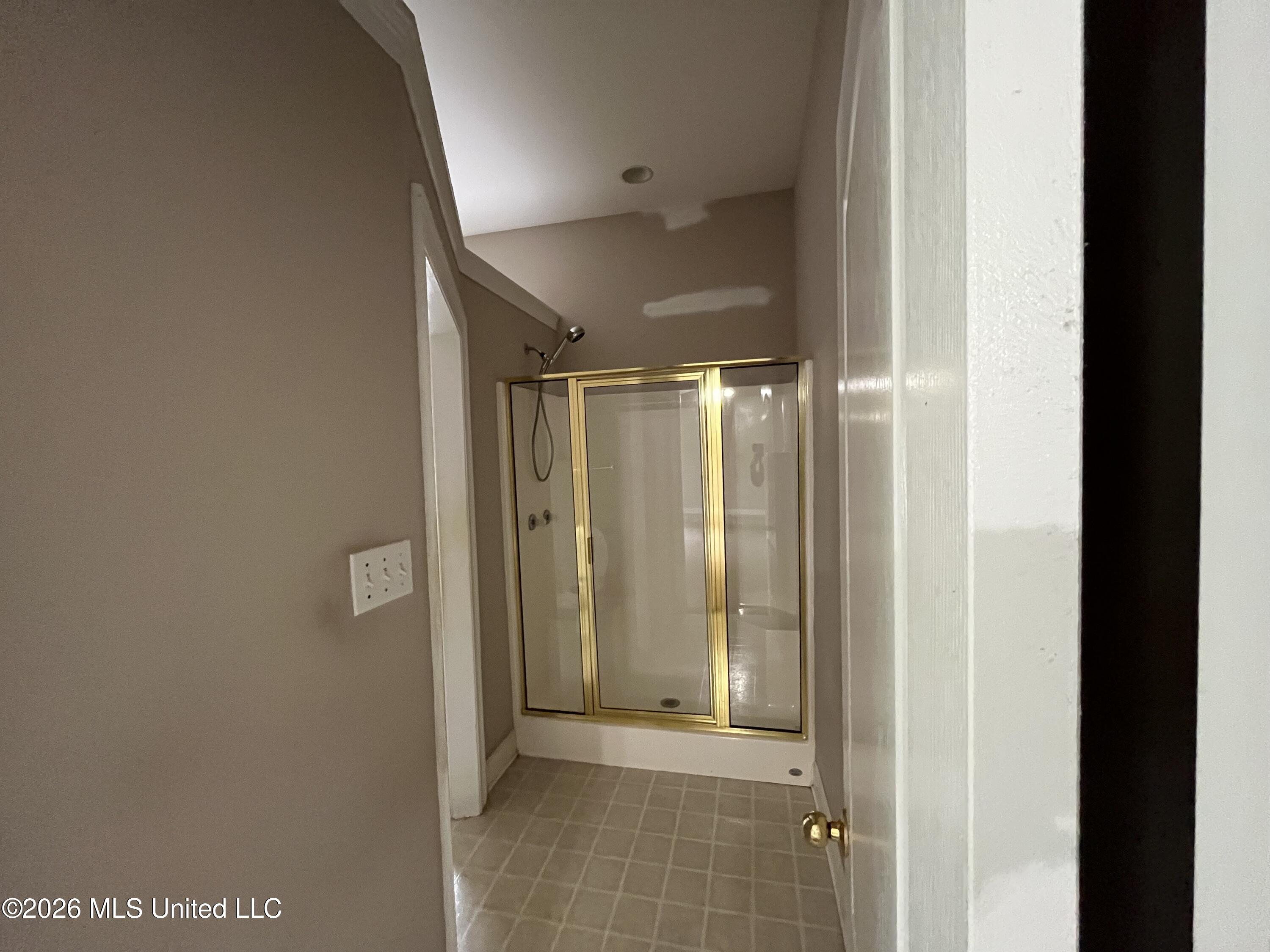 82 N Hill Drive Property Photo 7