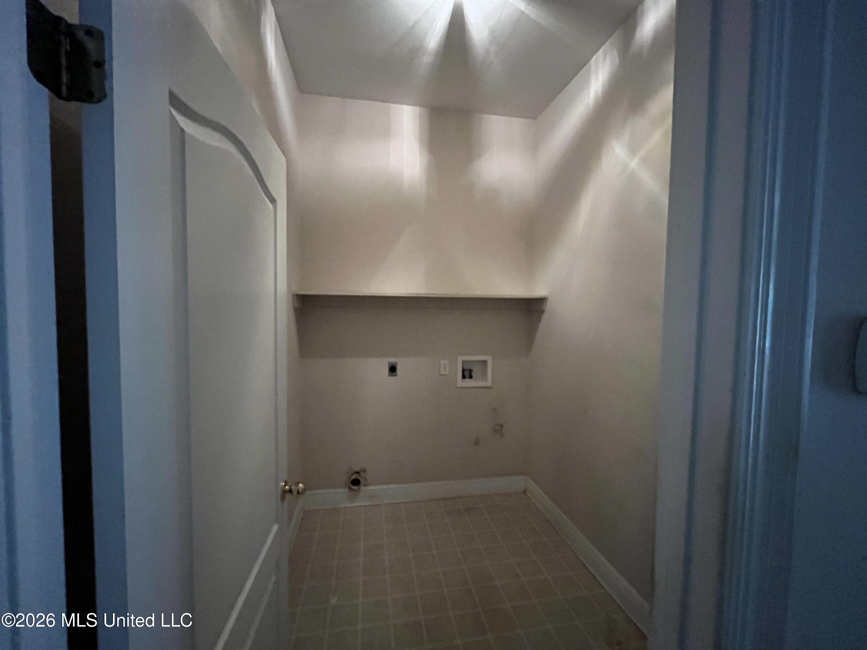 82 N Hill Drive Property Photo 10