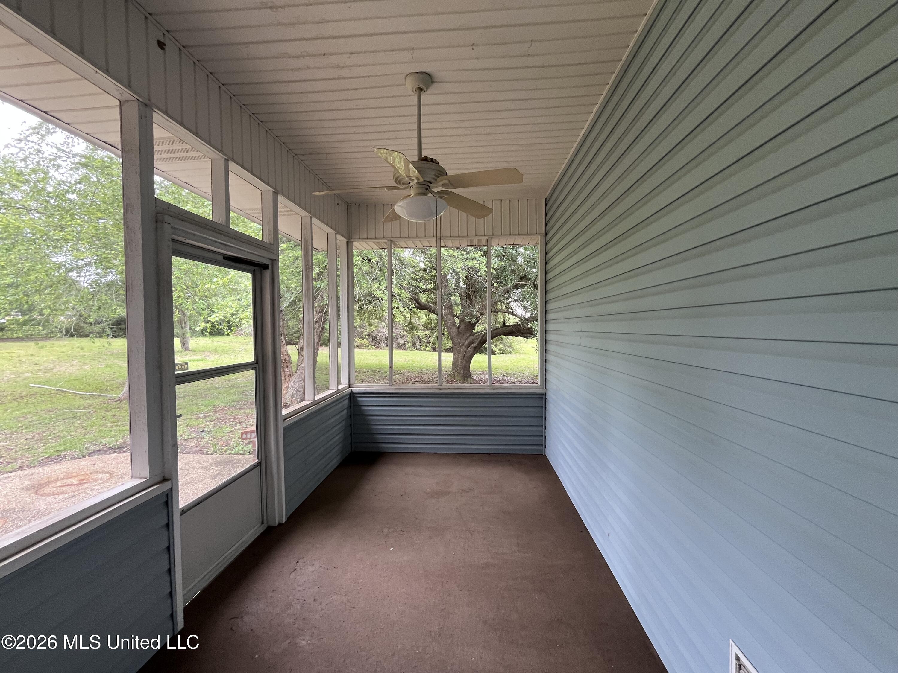 82 N Hill Drive Property Photo 13