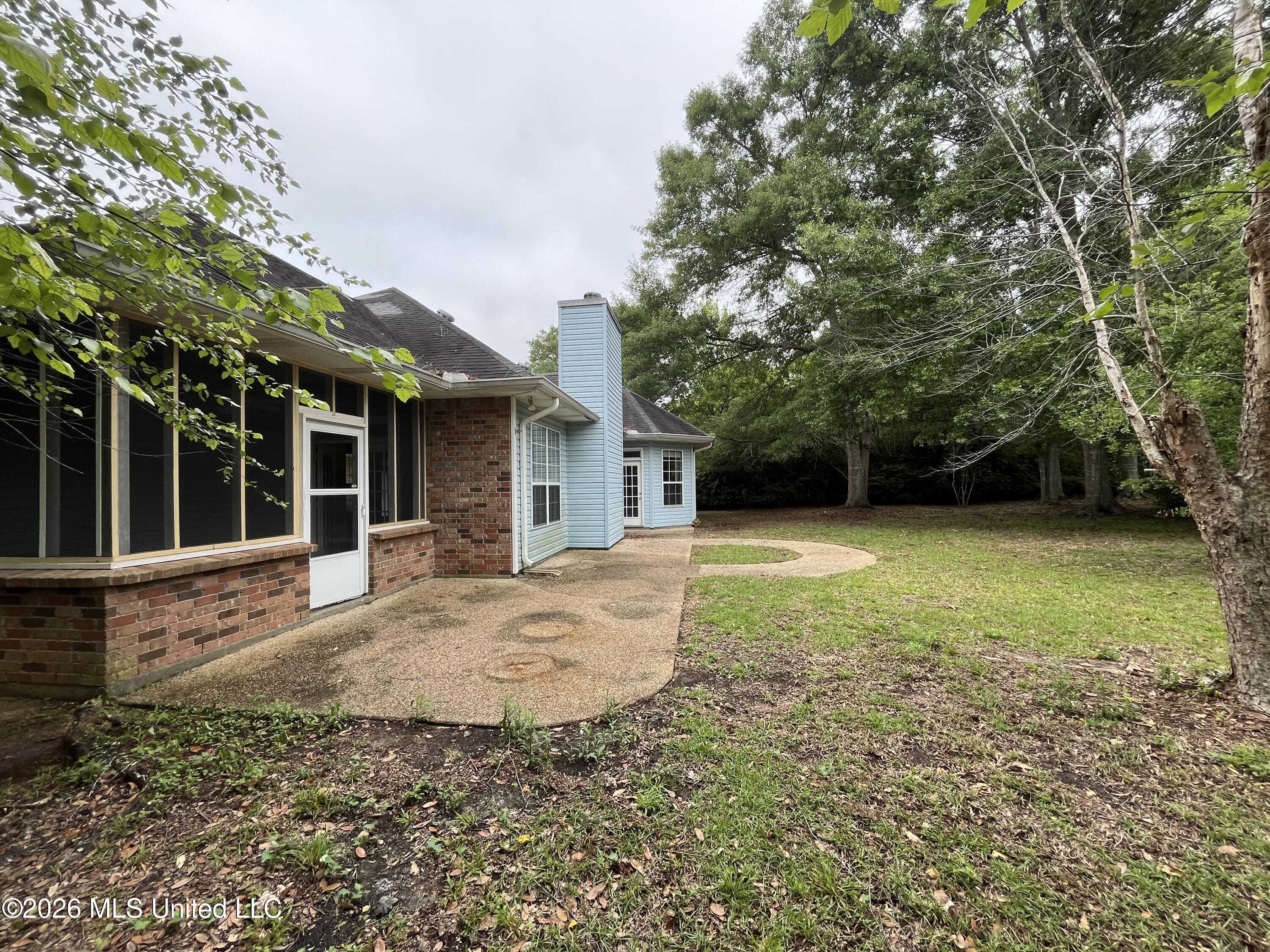 82 N Hill Drive Property Photo 14