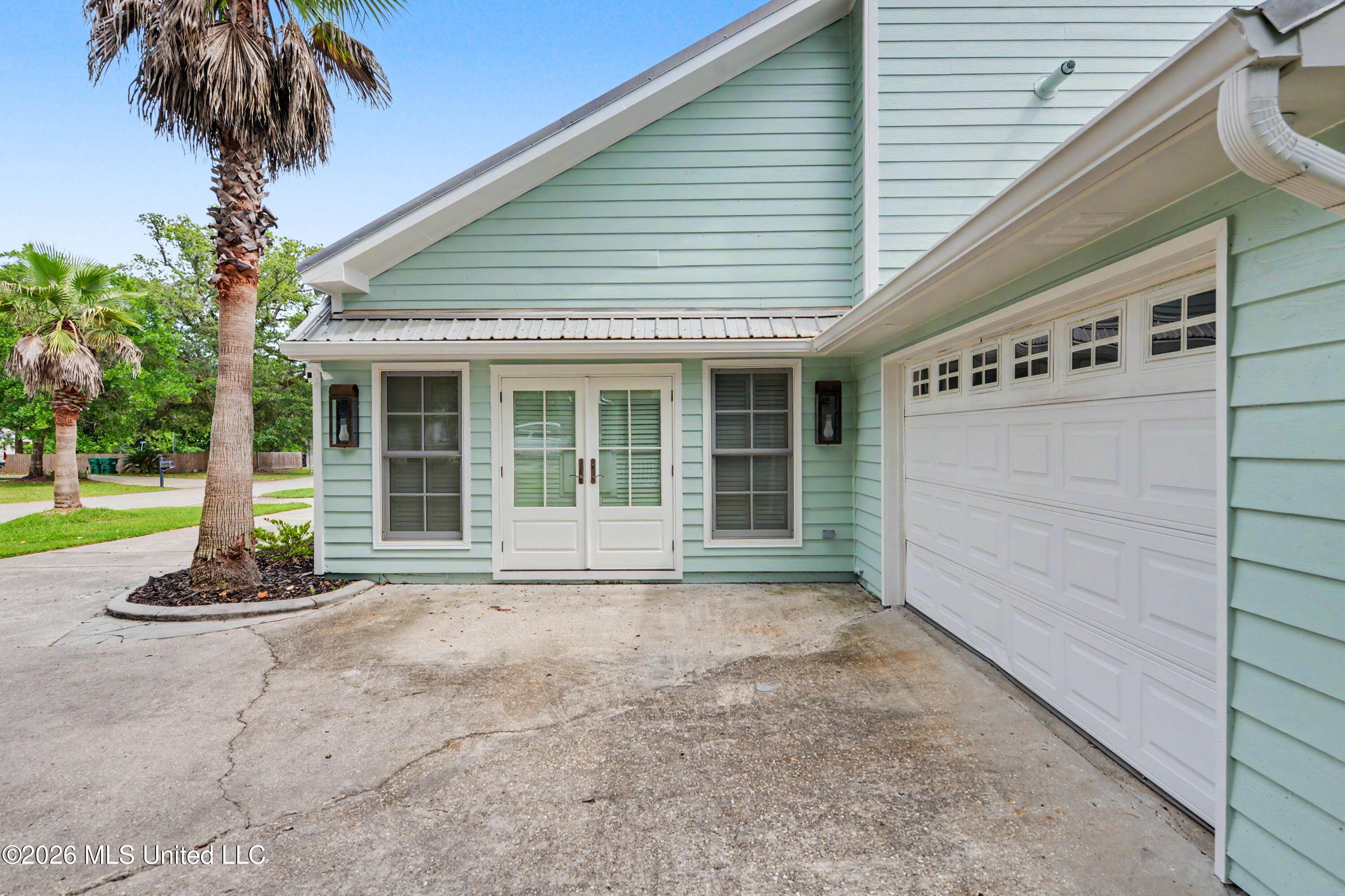 179 Blue Heron Cove Property Photo 4