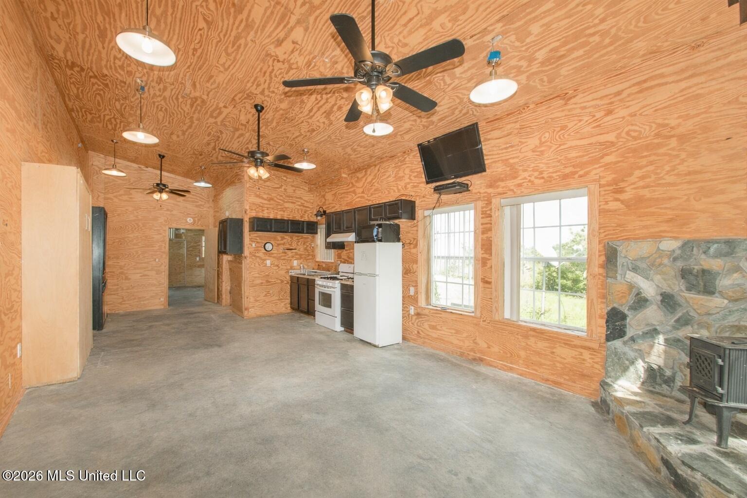 168 Winchester Road Property Photo 13