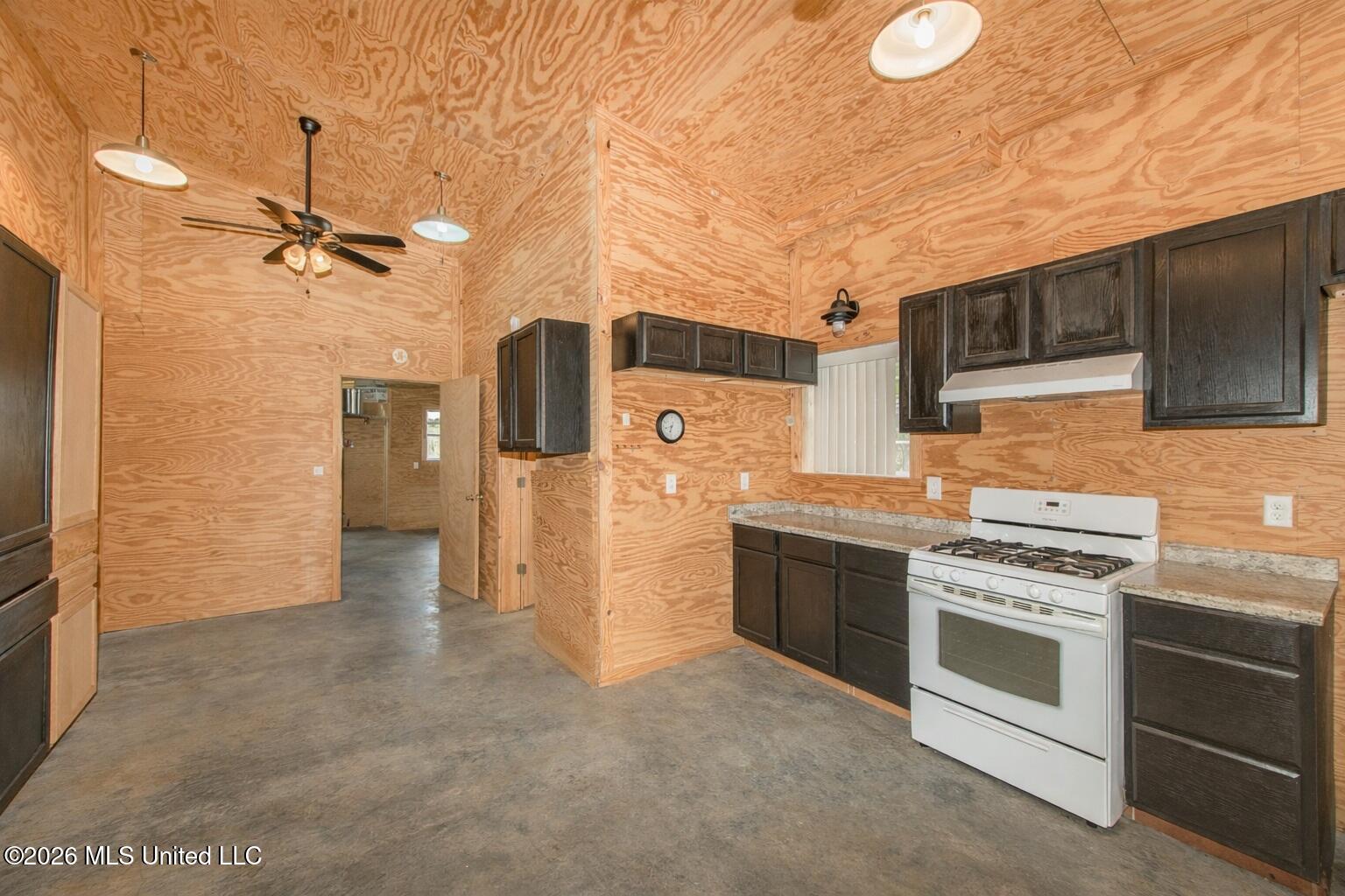 168 Winchester Road Property Photo 15