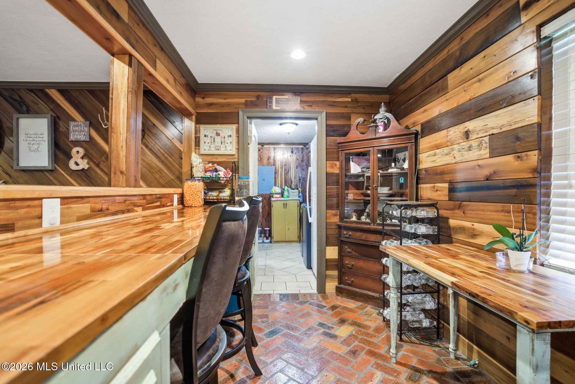621 Flora Avenue Property Photo 11