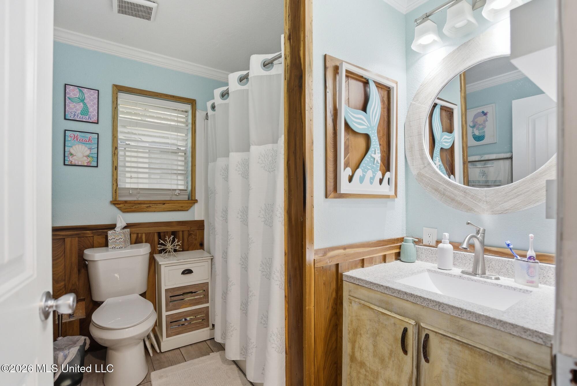 621 Flora Avenue Property Photo 19