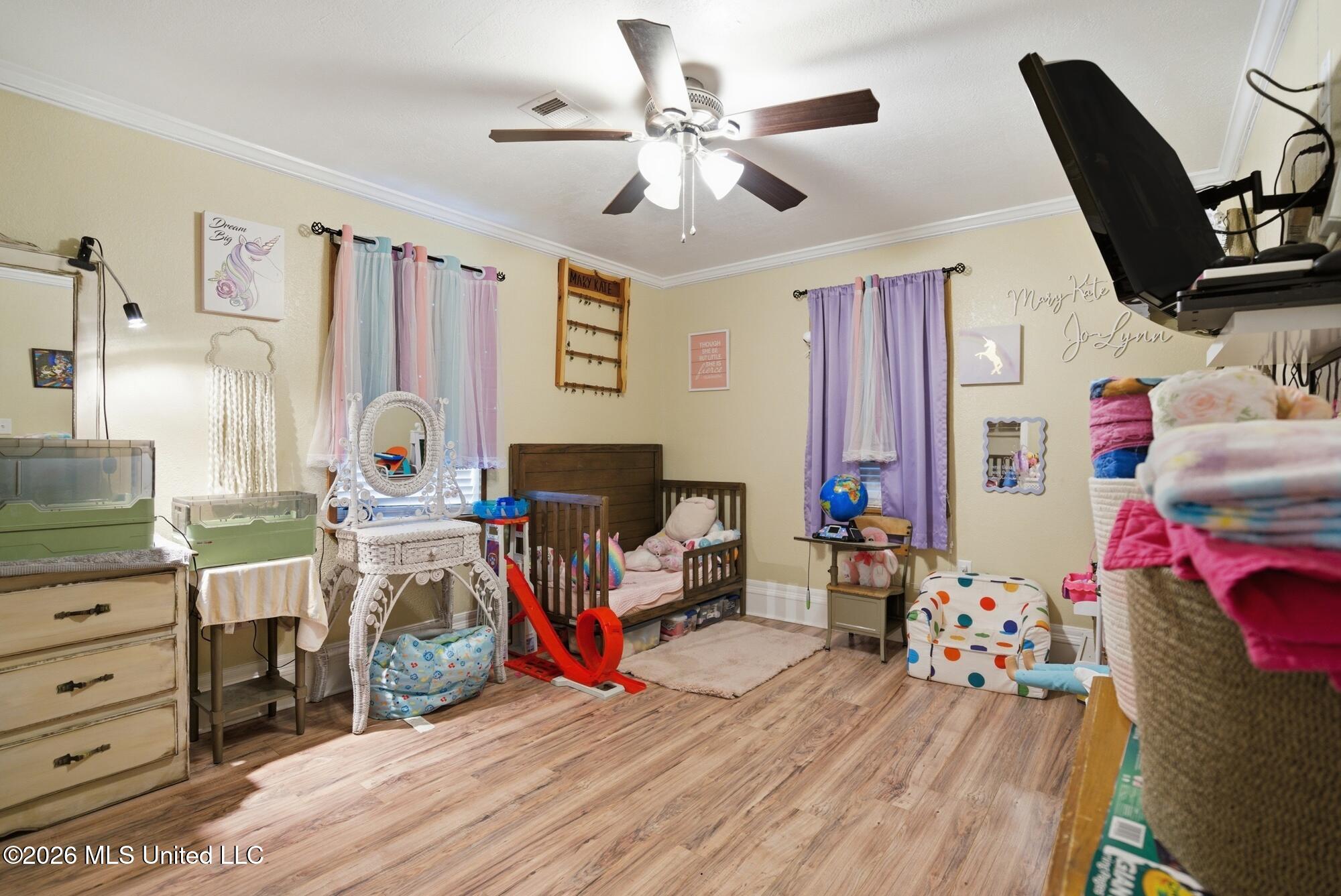 621 Flora Avenue Property Photo 20