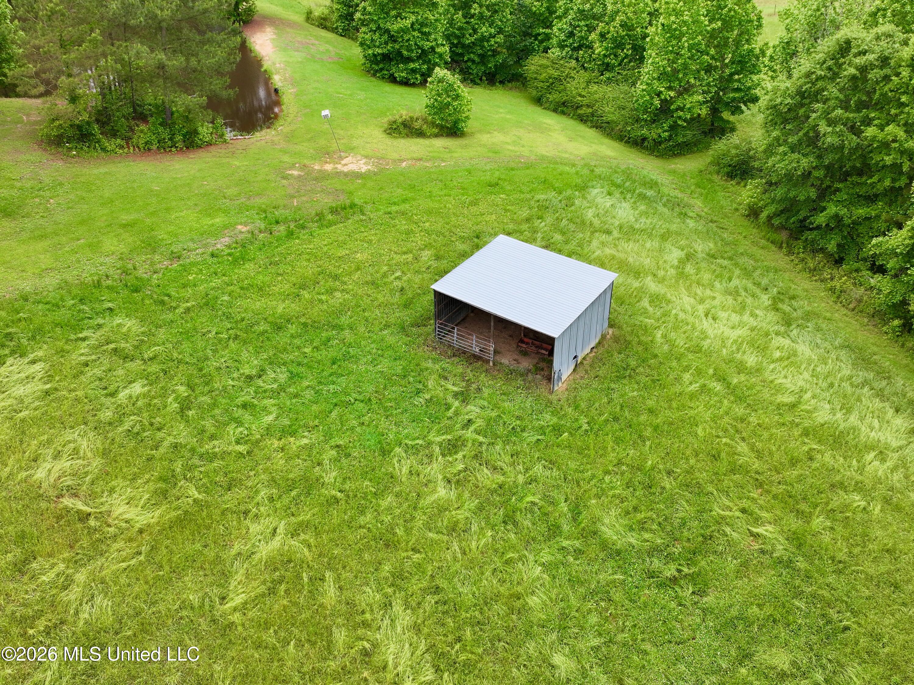 956 Franklin Road Property Photo 9