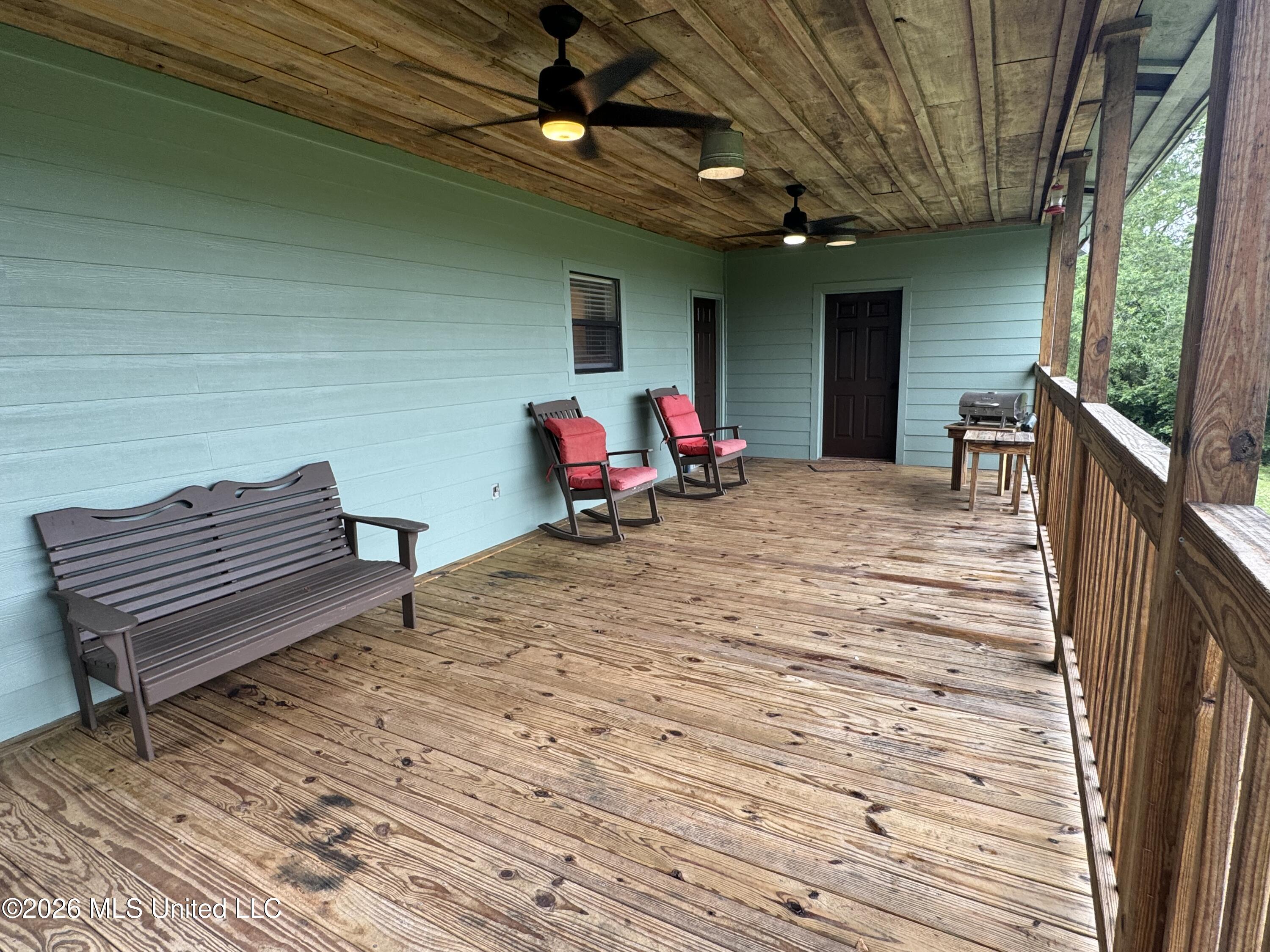 956 Franklin Road Property Photo 15