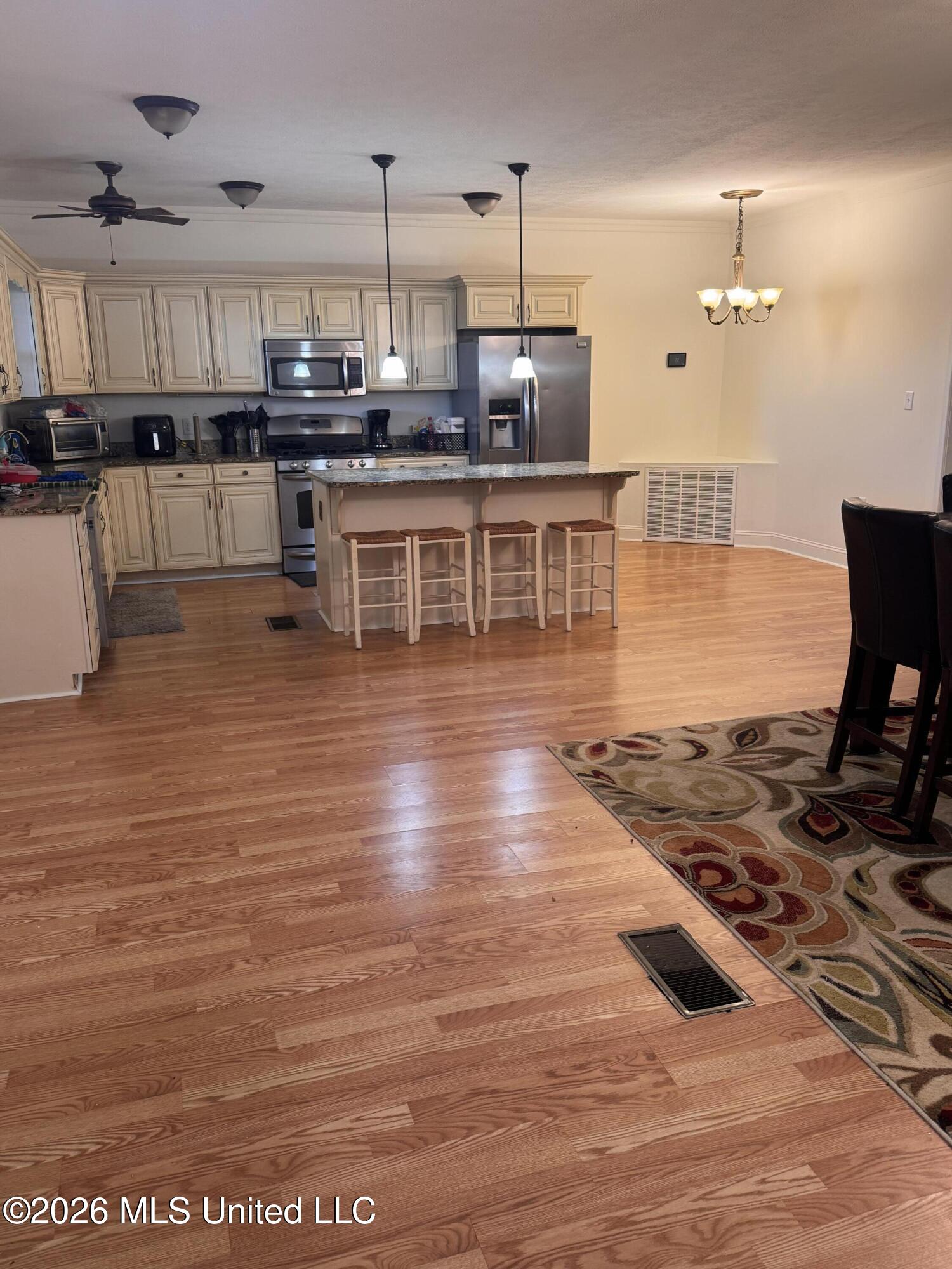 956 Franklin Road Property Photo 30