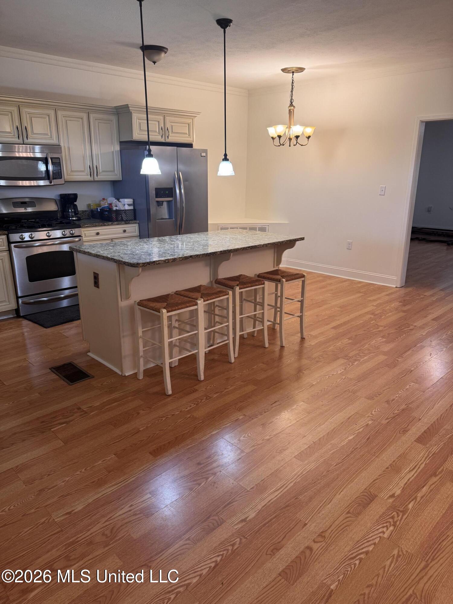 956 Franklin Road Property Photo 32