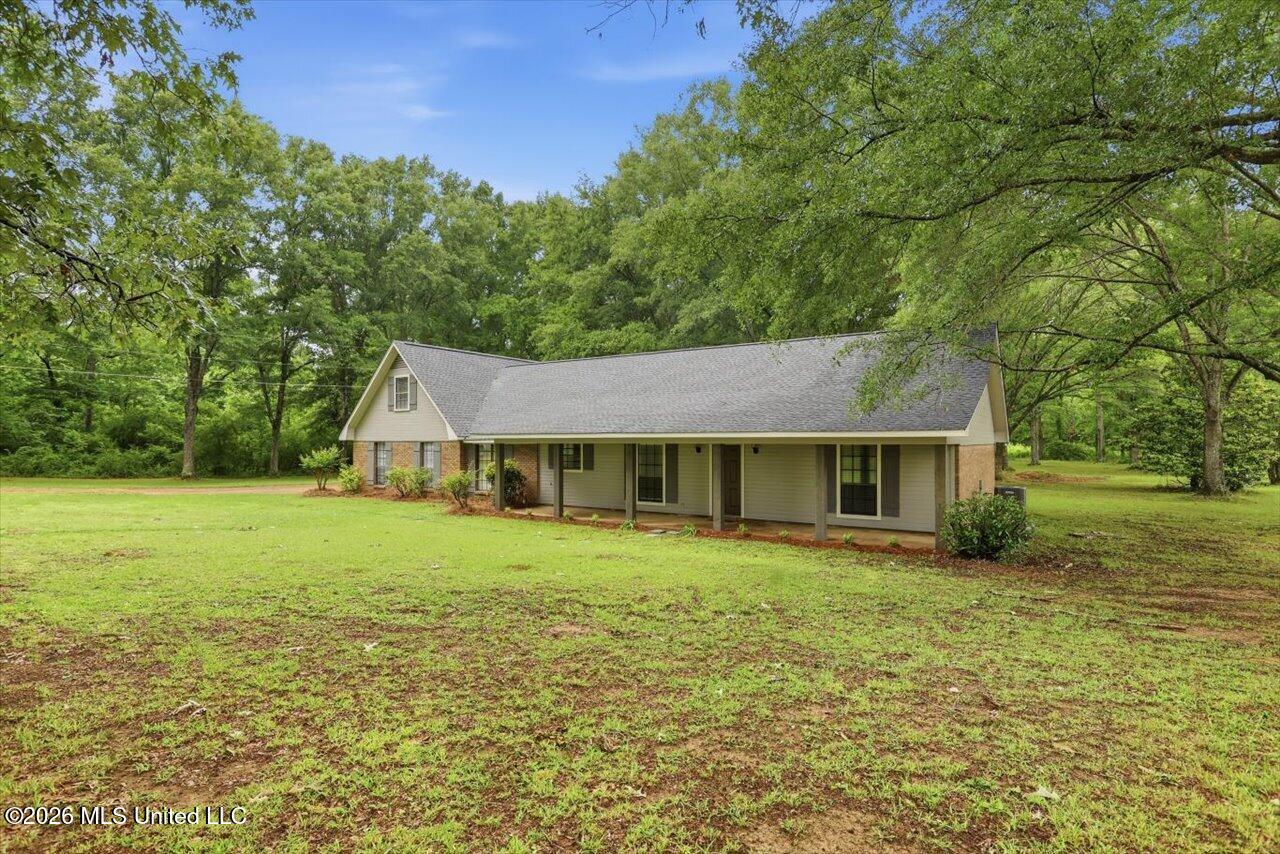 6122 Kaybrook Drive Property Photo 4