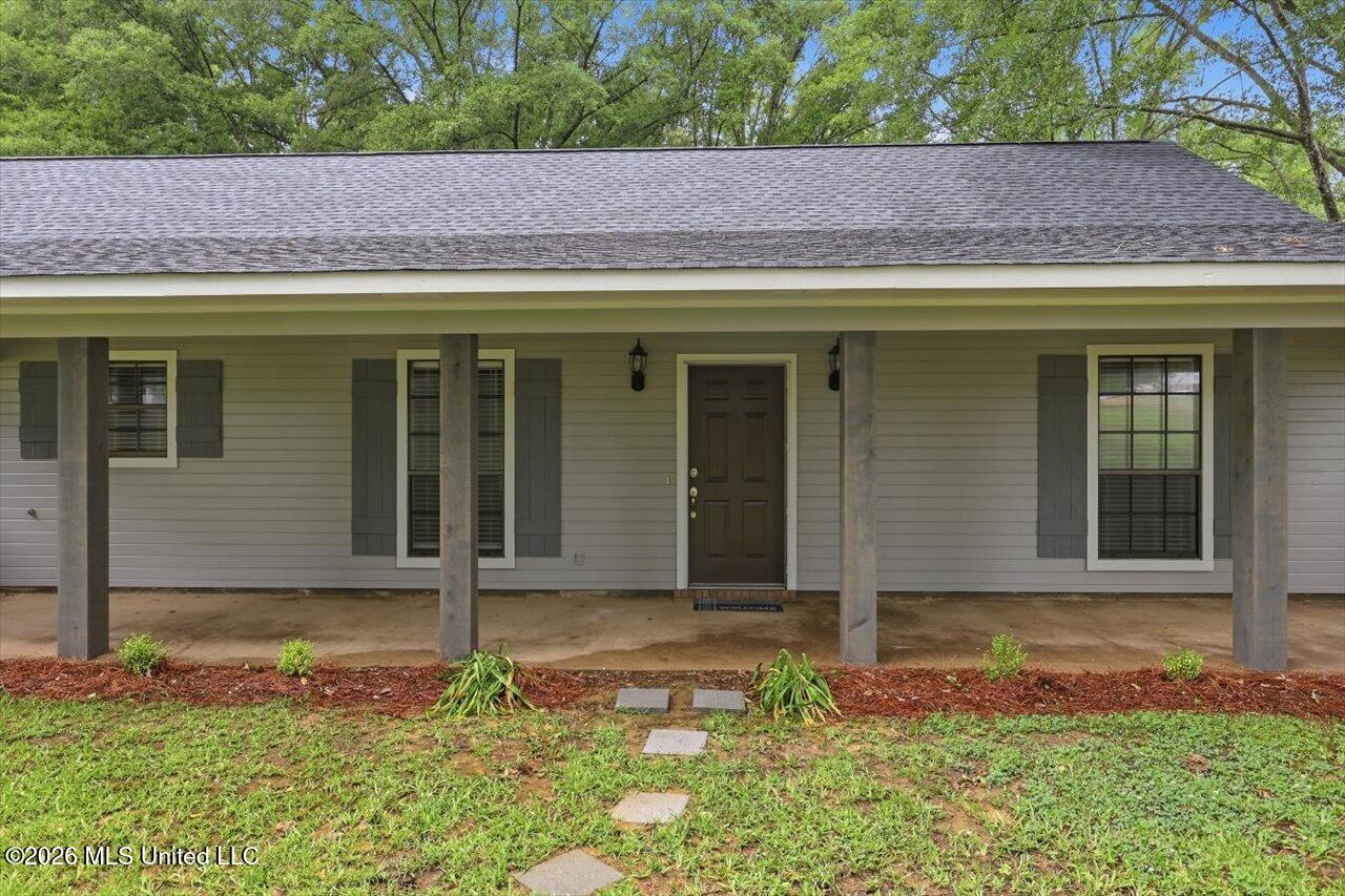 6122 Kaybrook Drive Property Photo 6