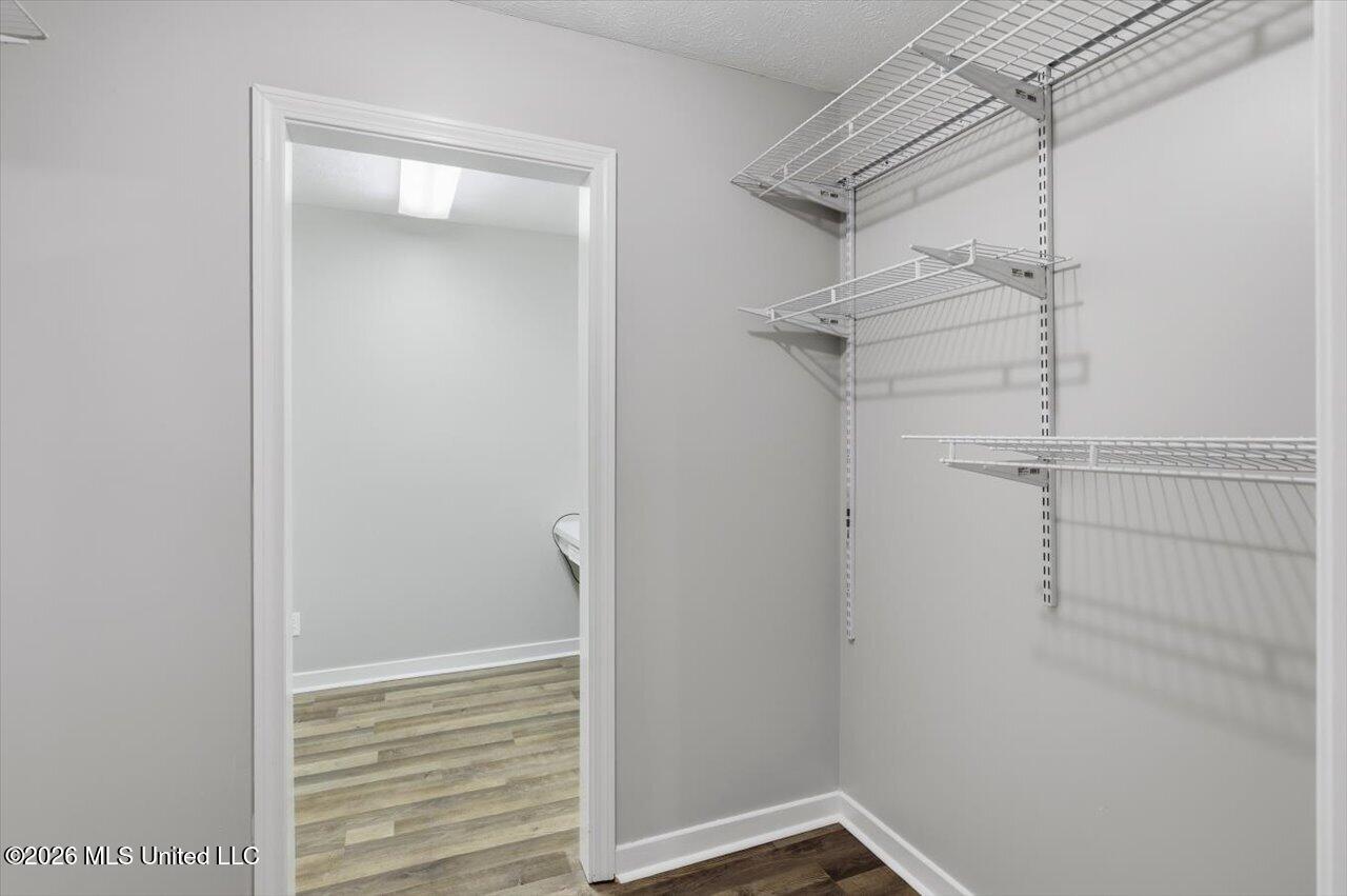 6122 Kaybrook Drive Property Photo 24