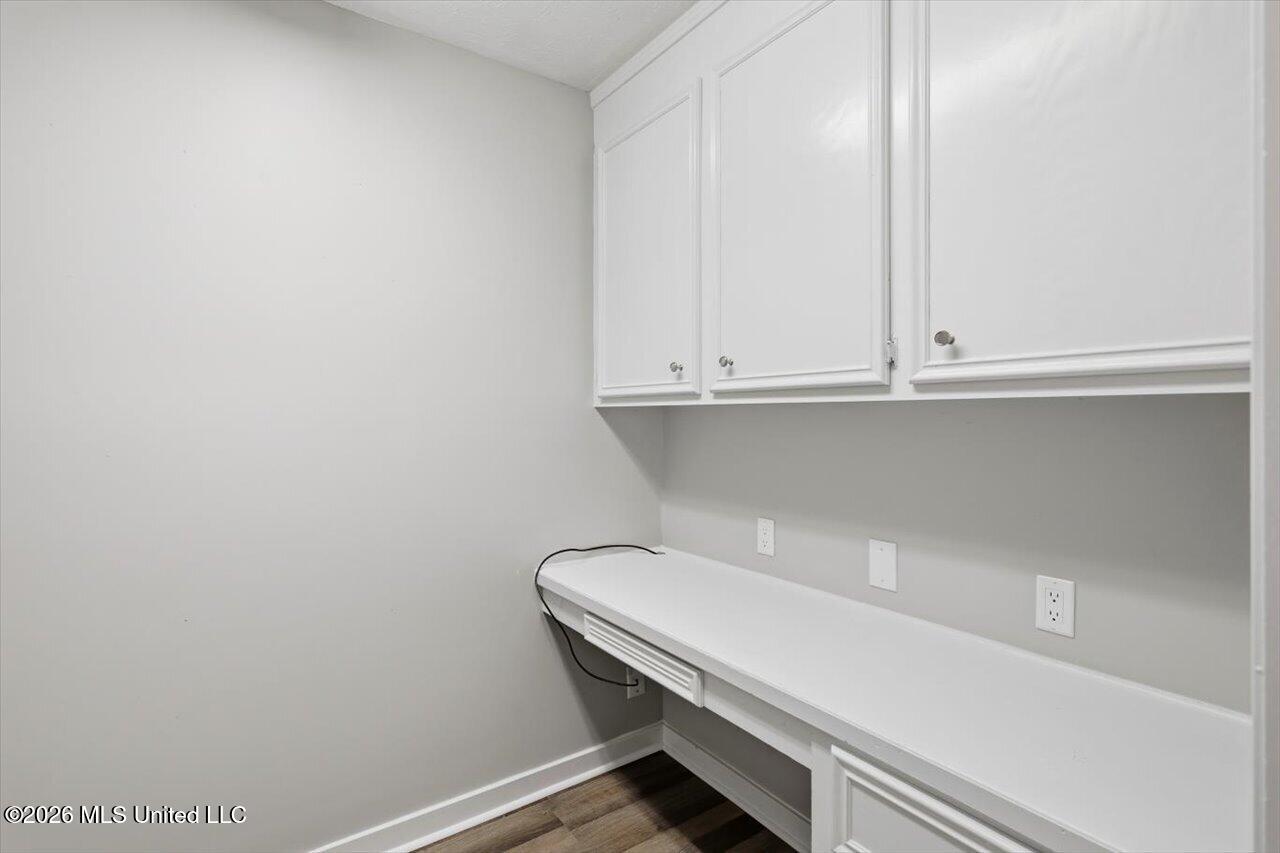 6122 Kaybrook Drive Property Photo 25