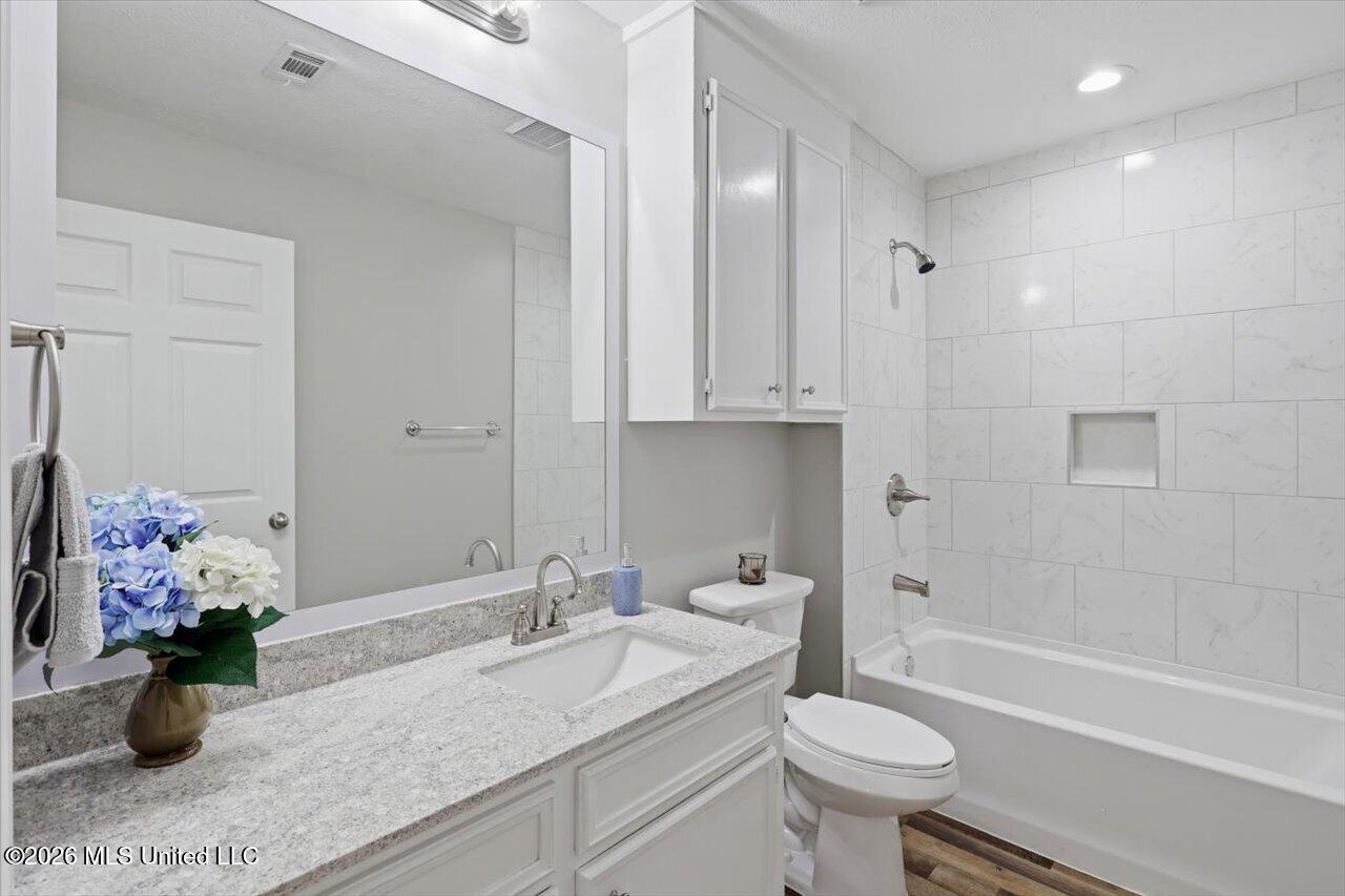 6122 Kaybrook Drive Property Photo 27