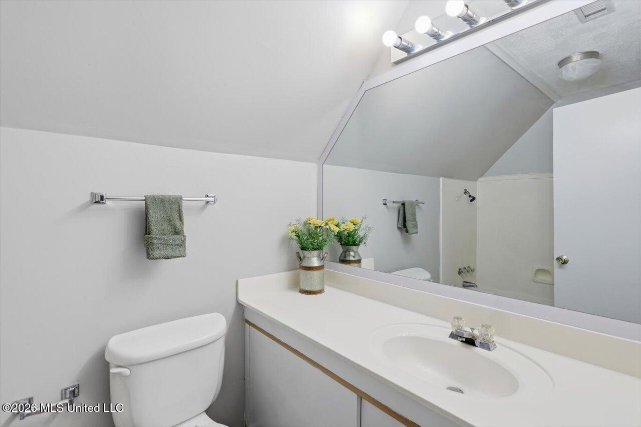 6122 Kaybrook Drive Property Photo 34