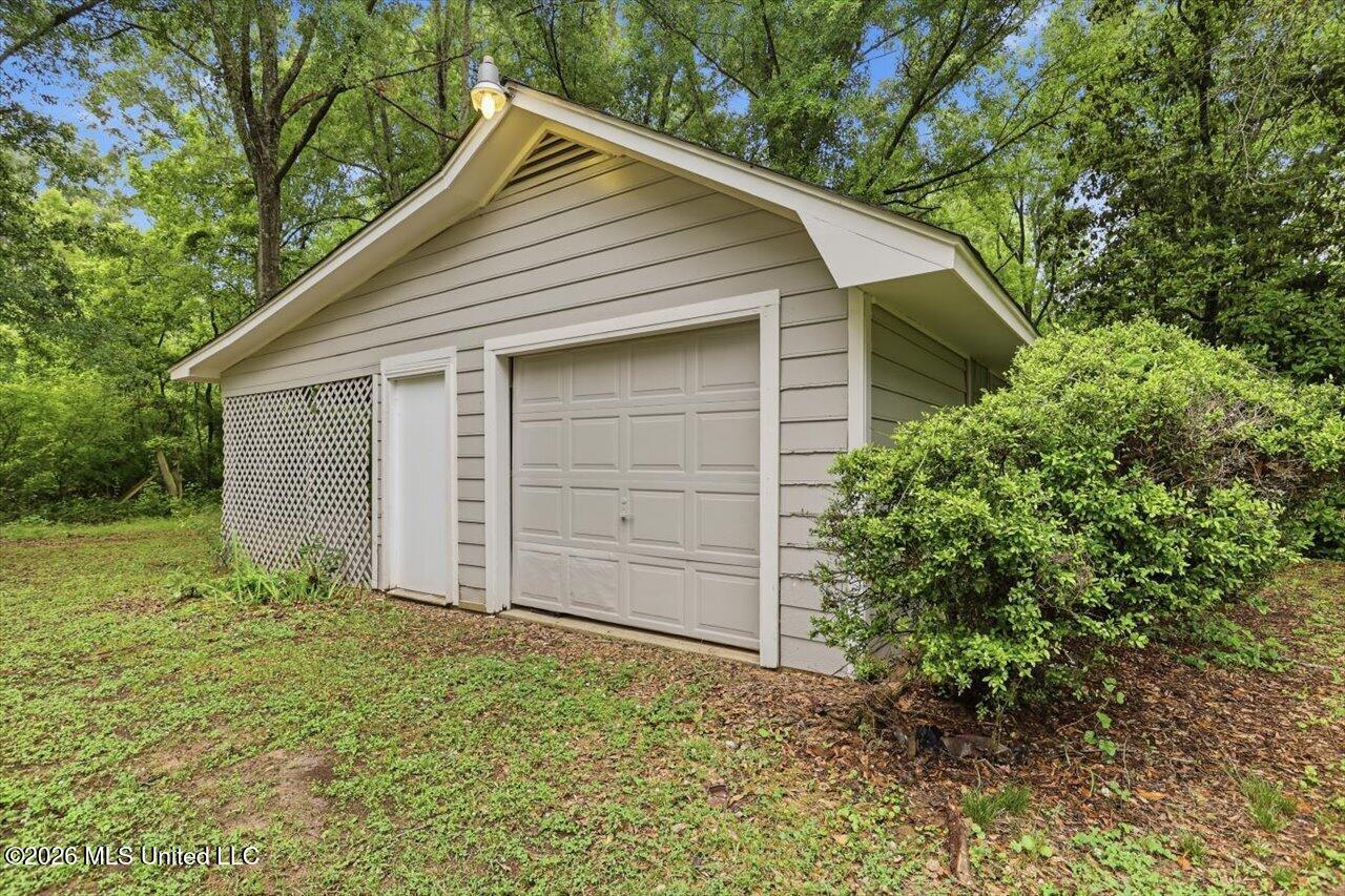 6122 Kaybrook Drive Property Photo 42