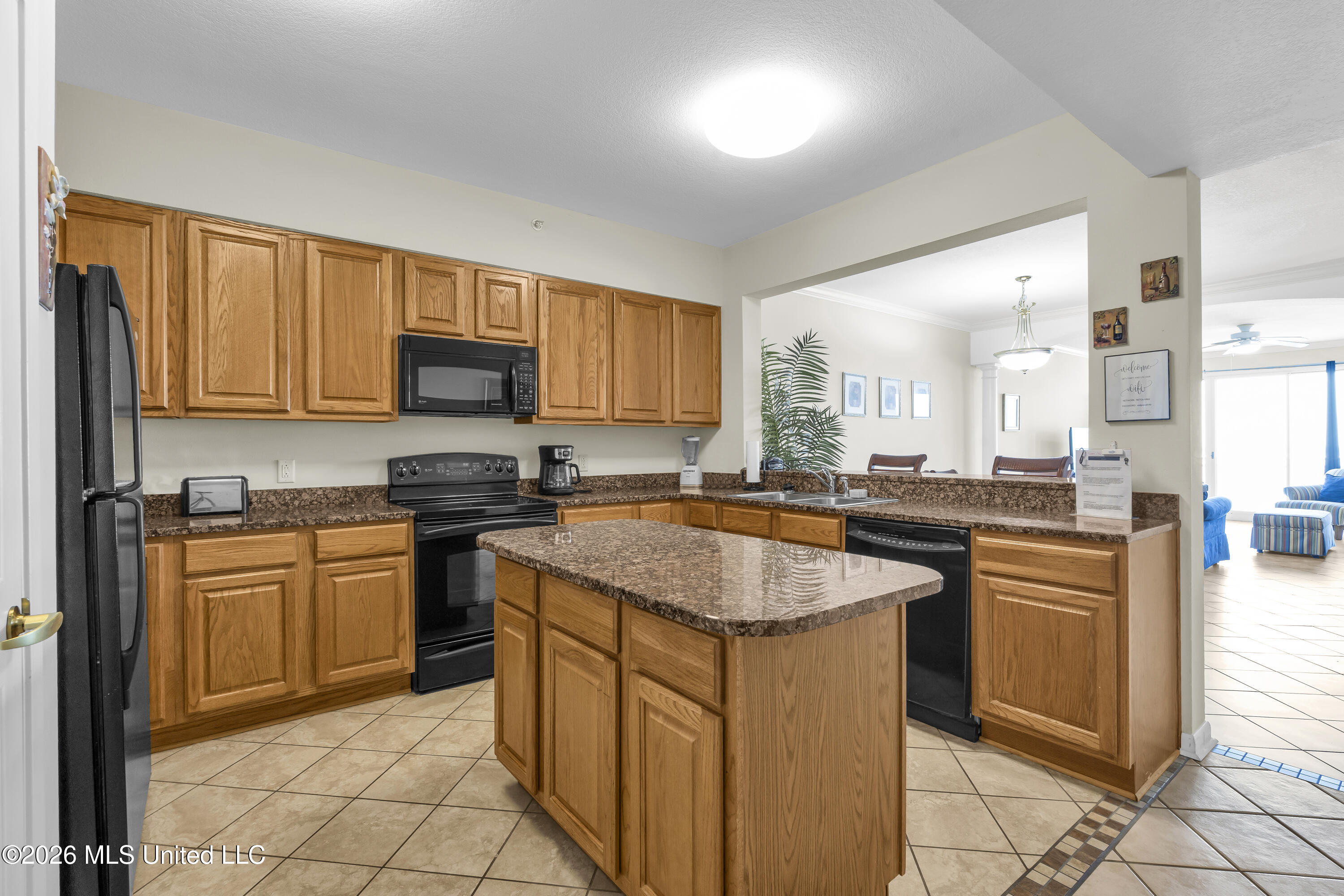 2230 Beach Drive Property Photo 7