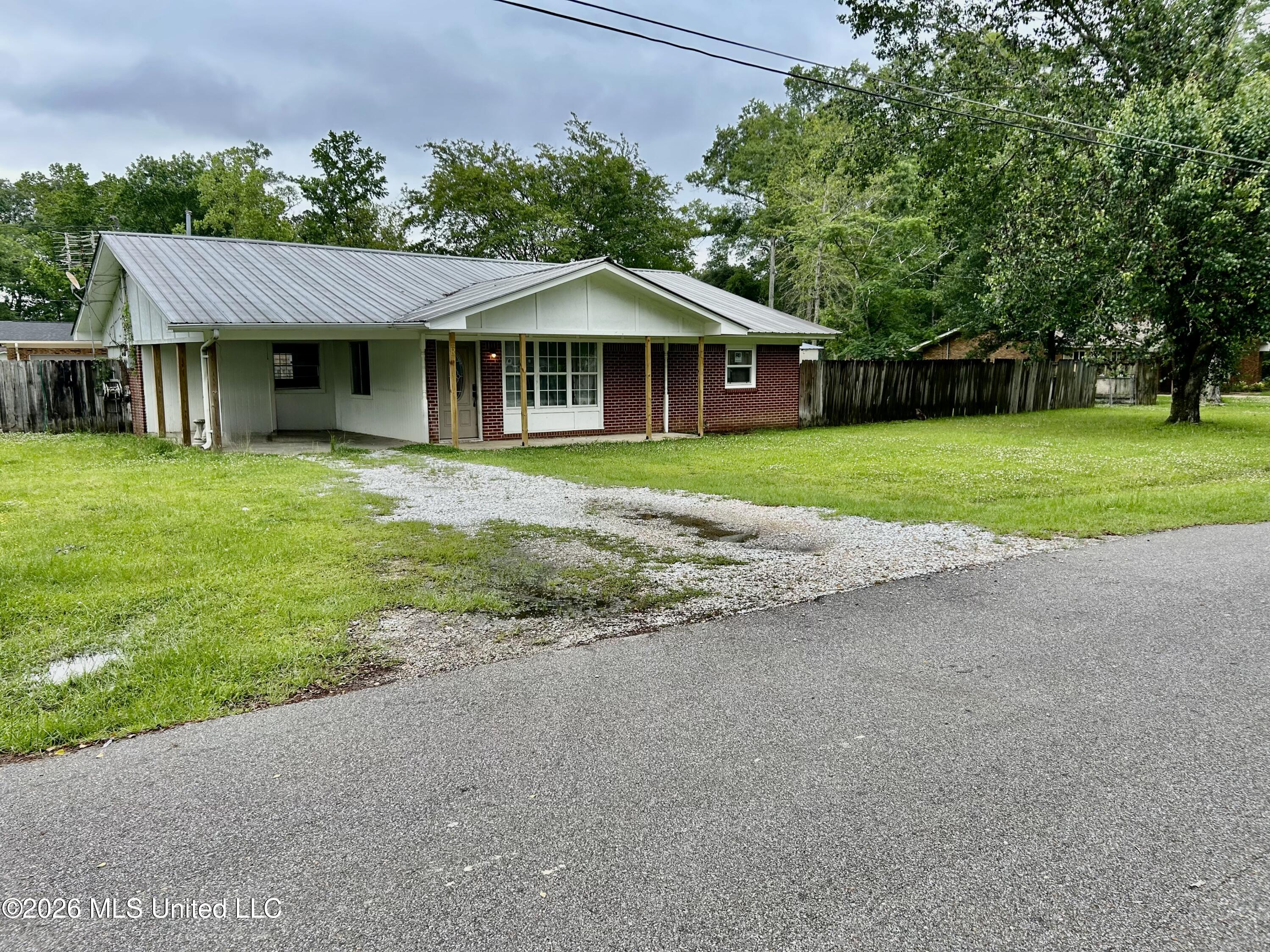 601 Virgil Street Property Photo 3