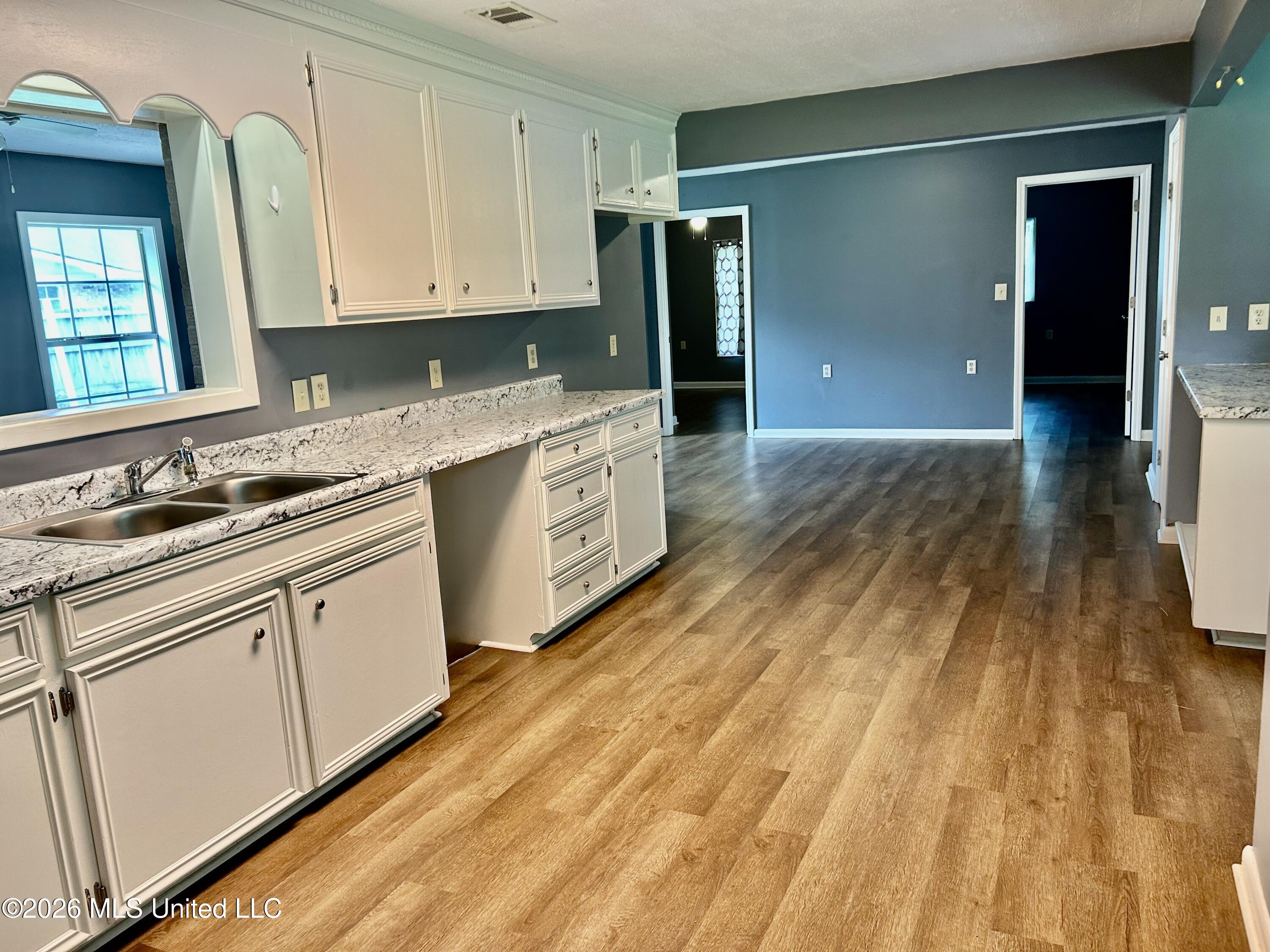 601 Virgil Street Property Photo 10