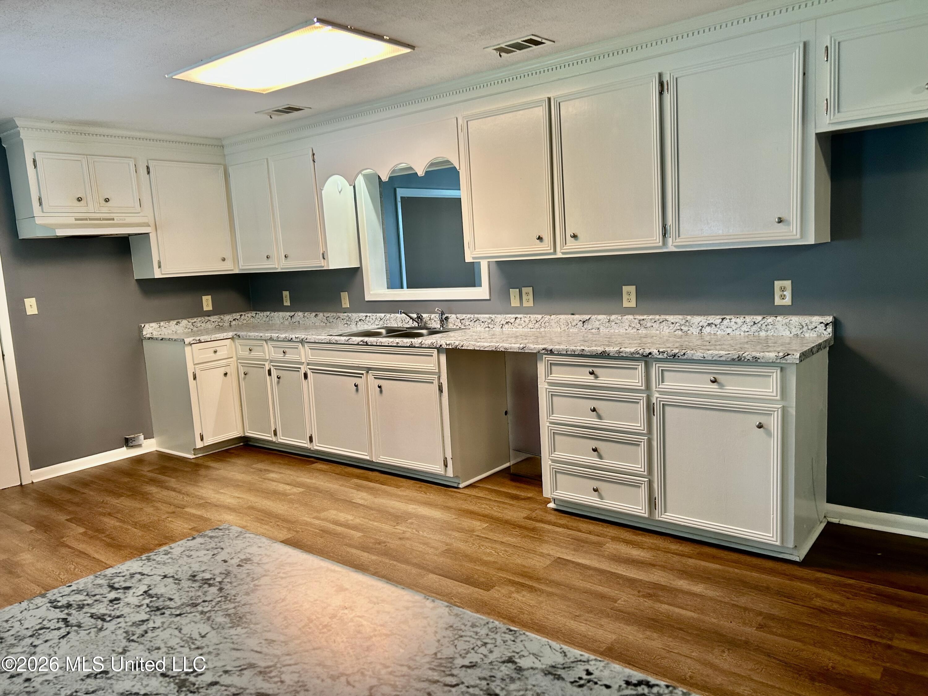 601 Virgil Street Property Photo 11