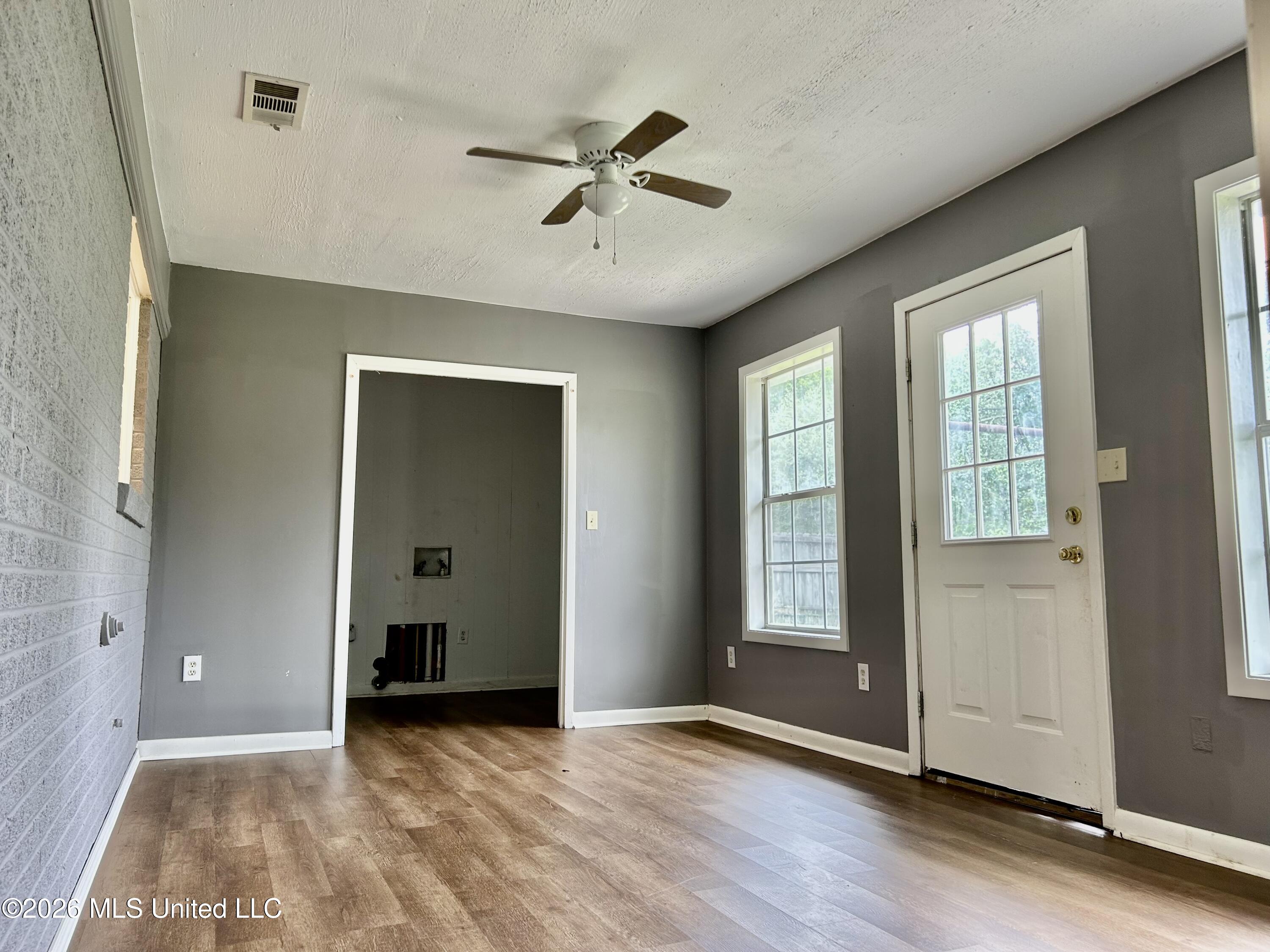 601 Virgil Street Property Photo 29
