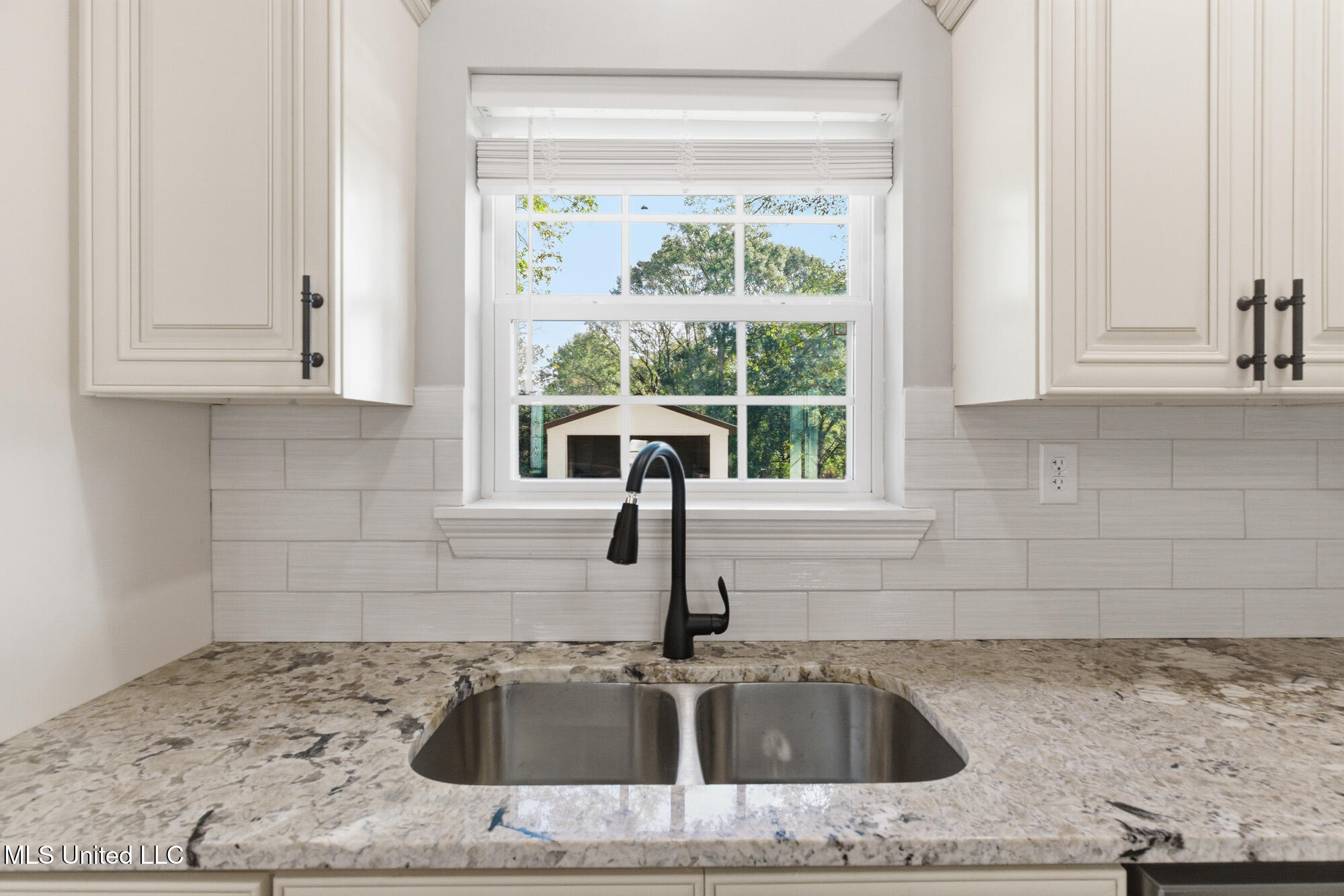 596 Cole Road Property Photo 14