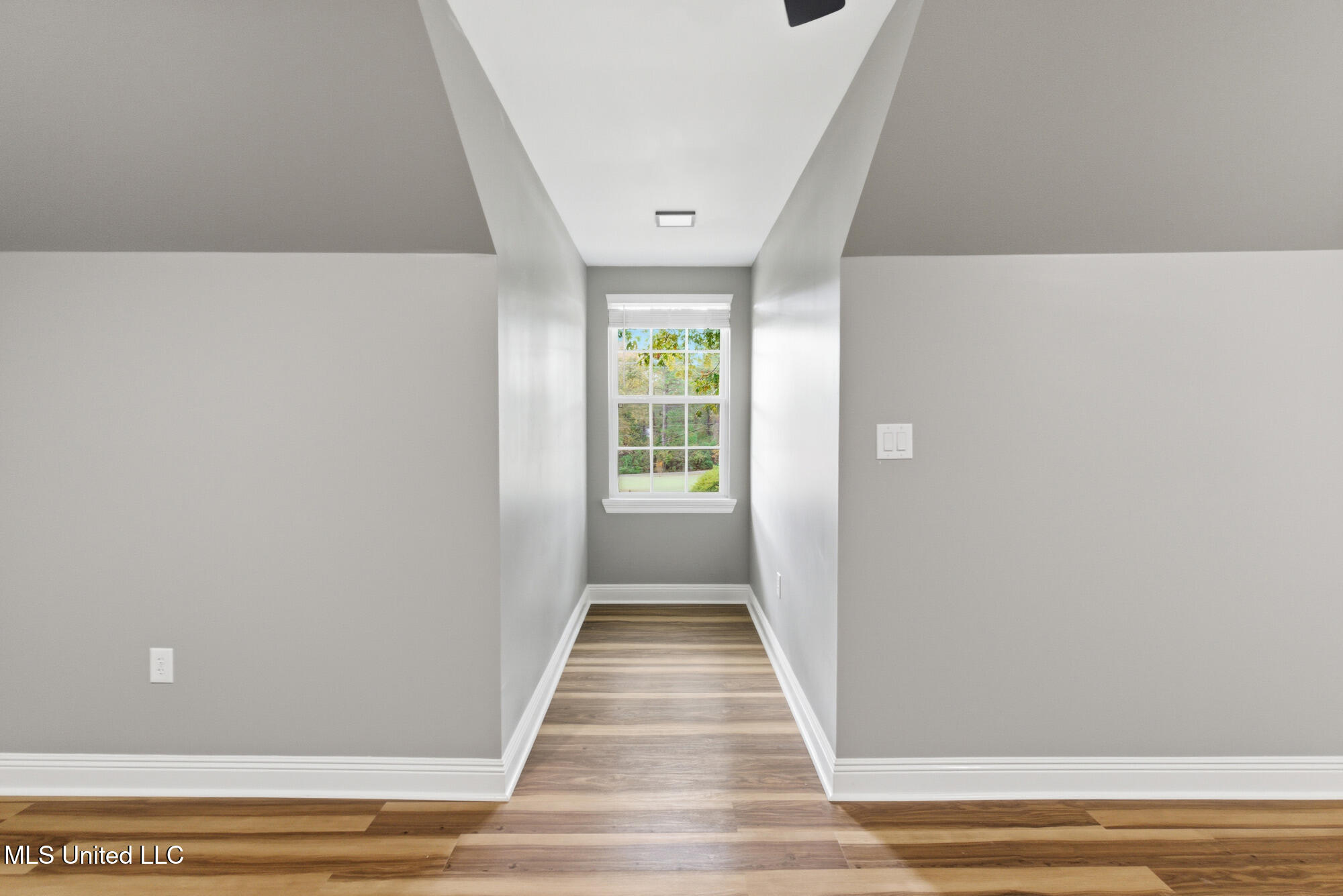 596 Cole Road Property Photo 34