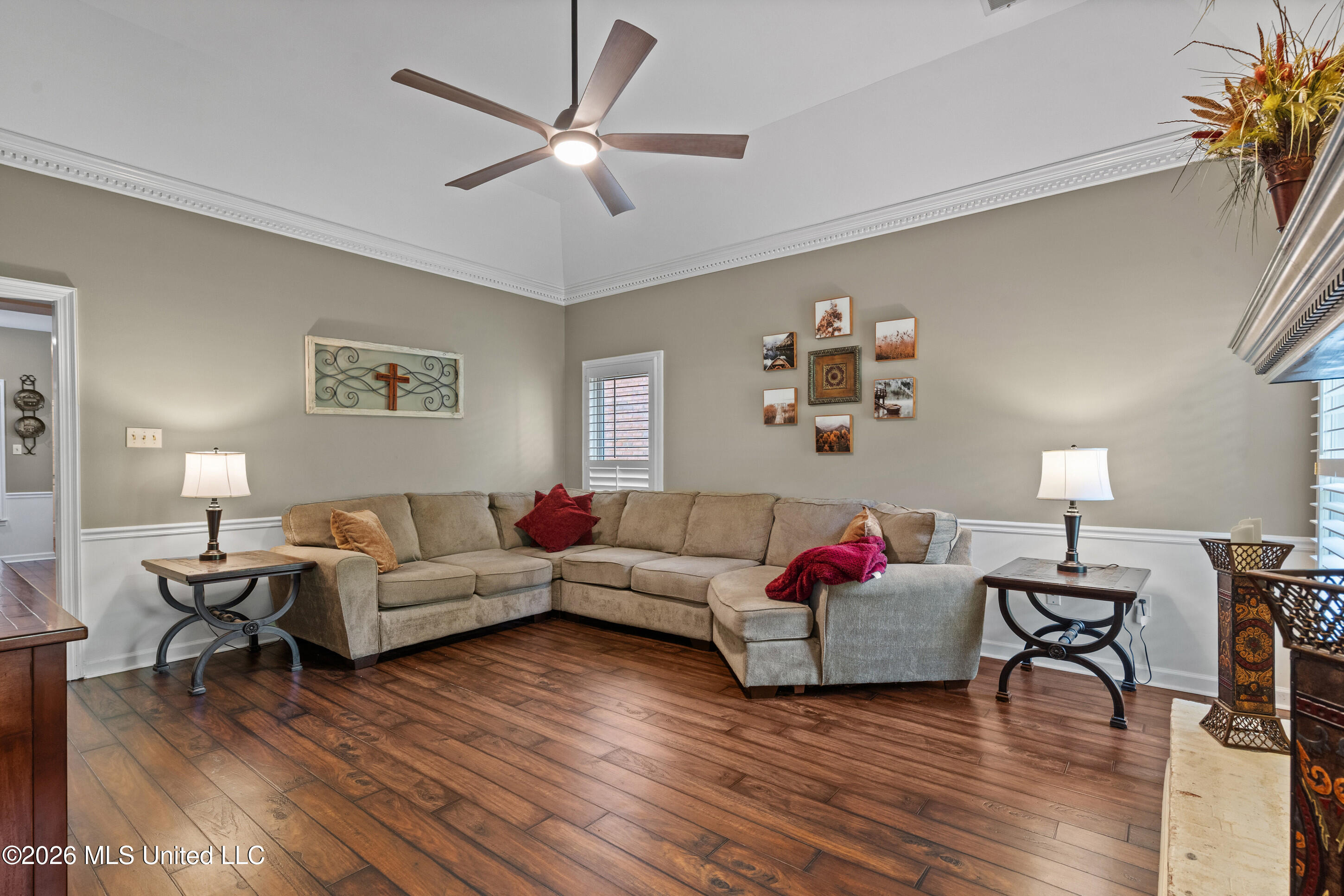 6675 Masters Drive Property Photo 5