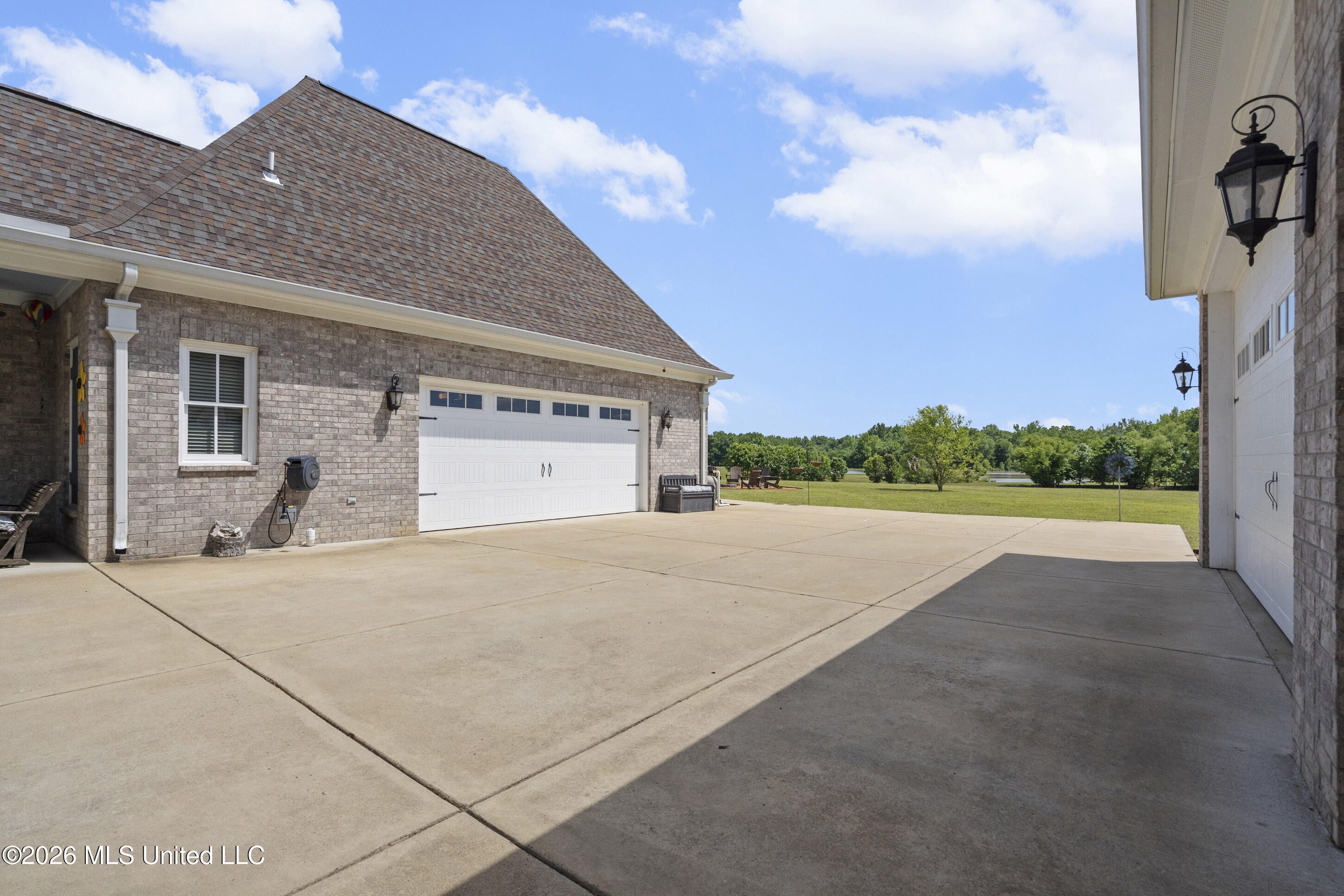 178 Addison Lane Property Photo 9