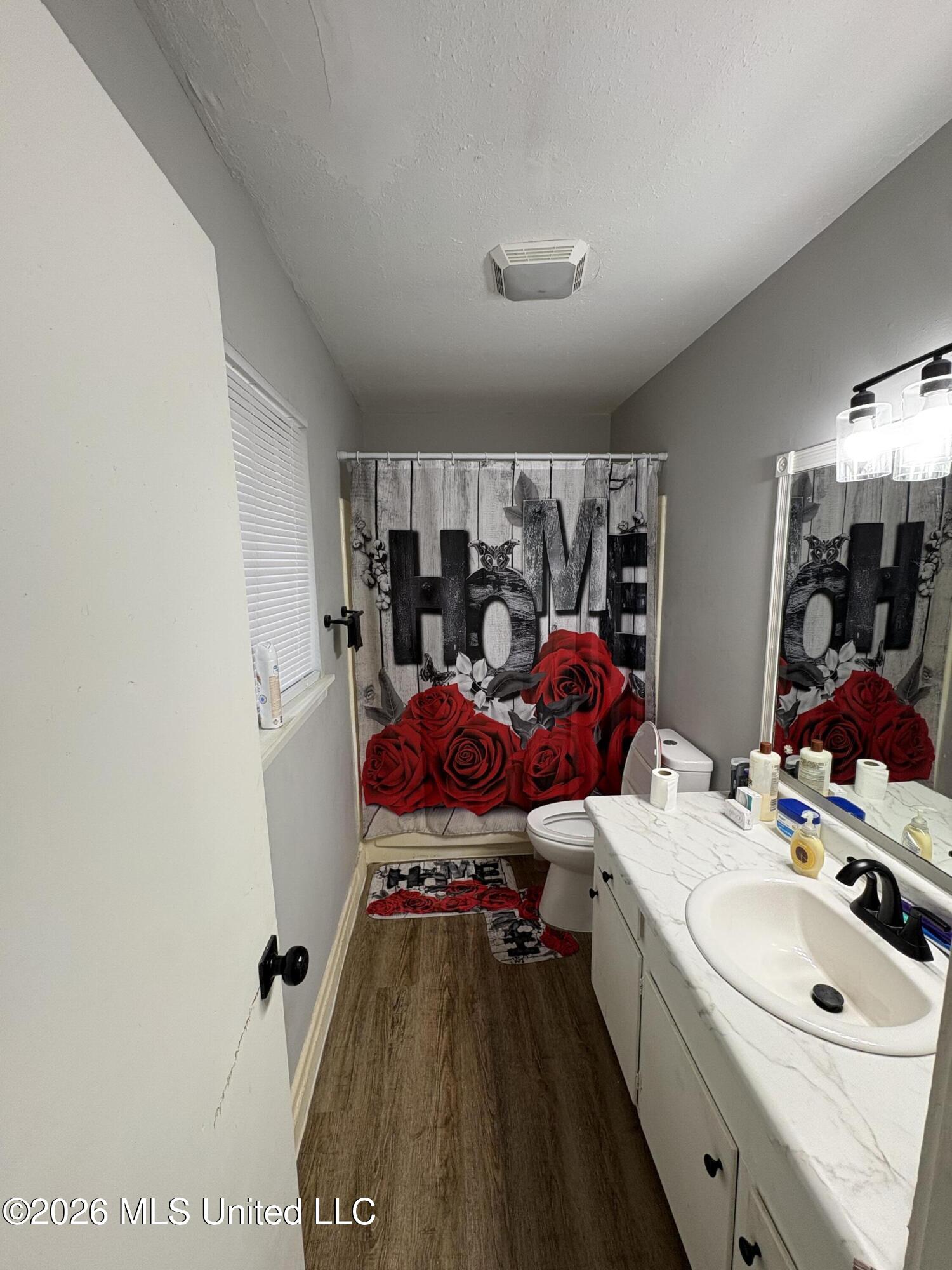 1747 Shady Lane Drive Property Photo 15