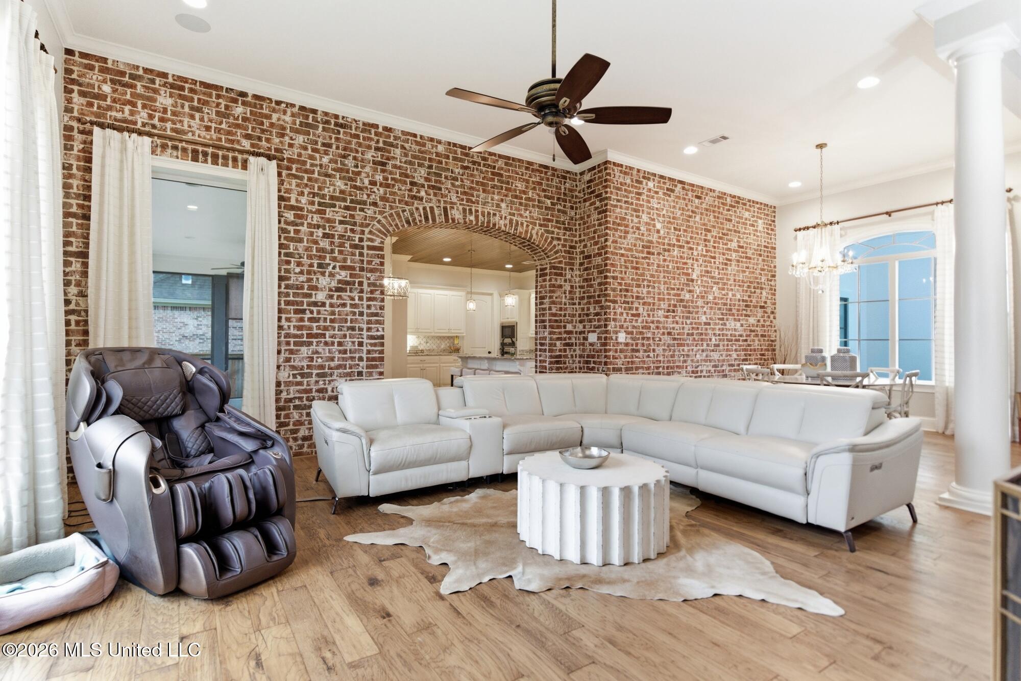 408 Fly-away Court Property Photo 8