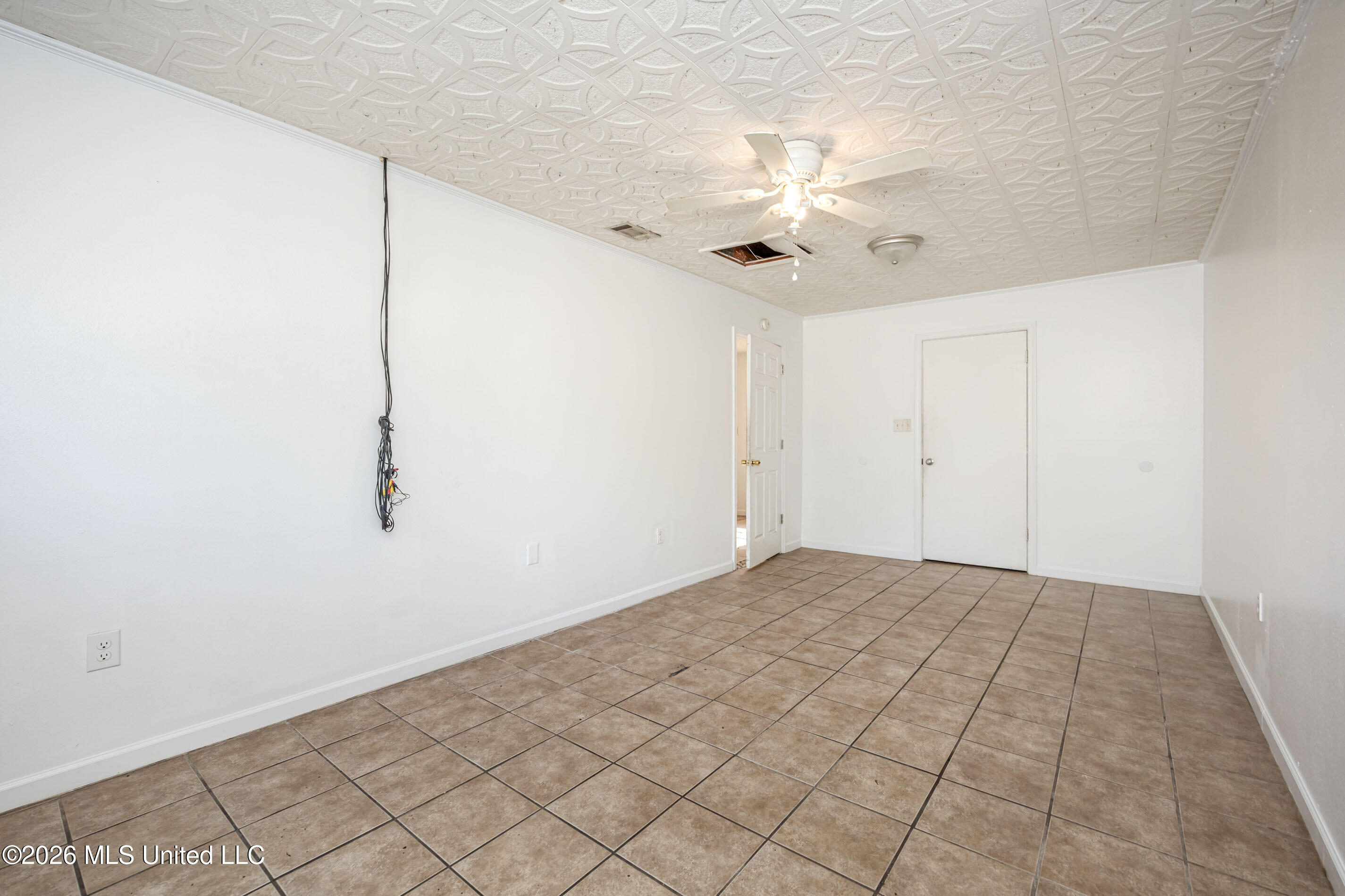 5612 Rose Drive Property Photo 14