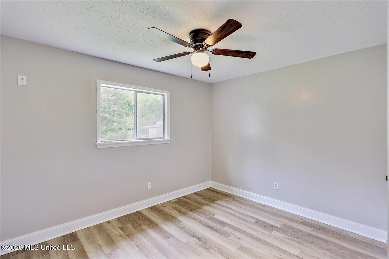 210 N Jadek Drive Property Photo 17