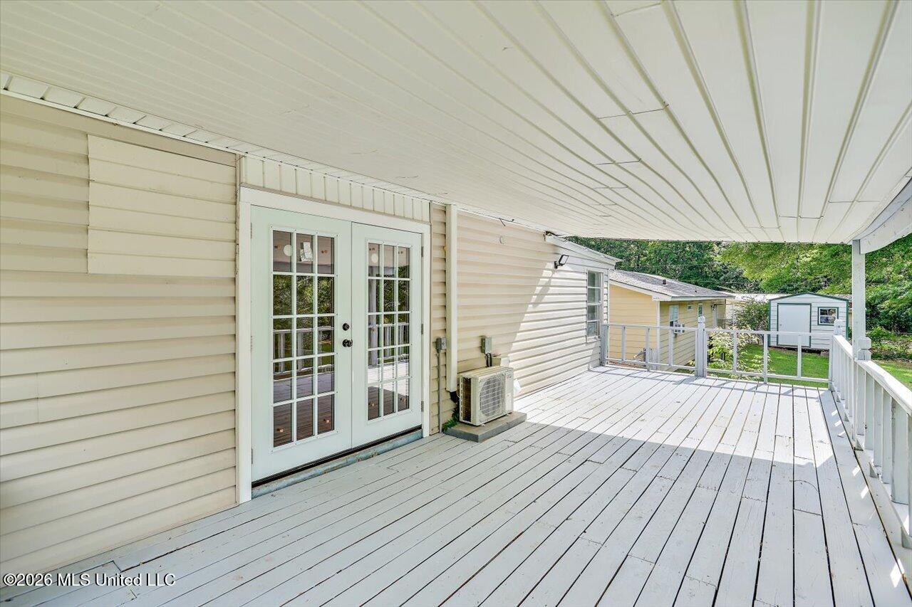 210 N Jadek Drive Property Photo 20