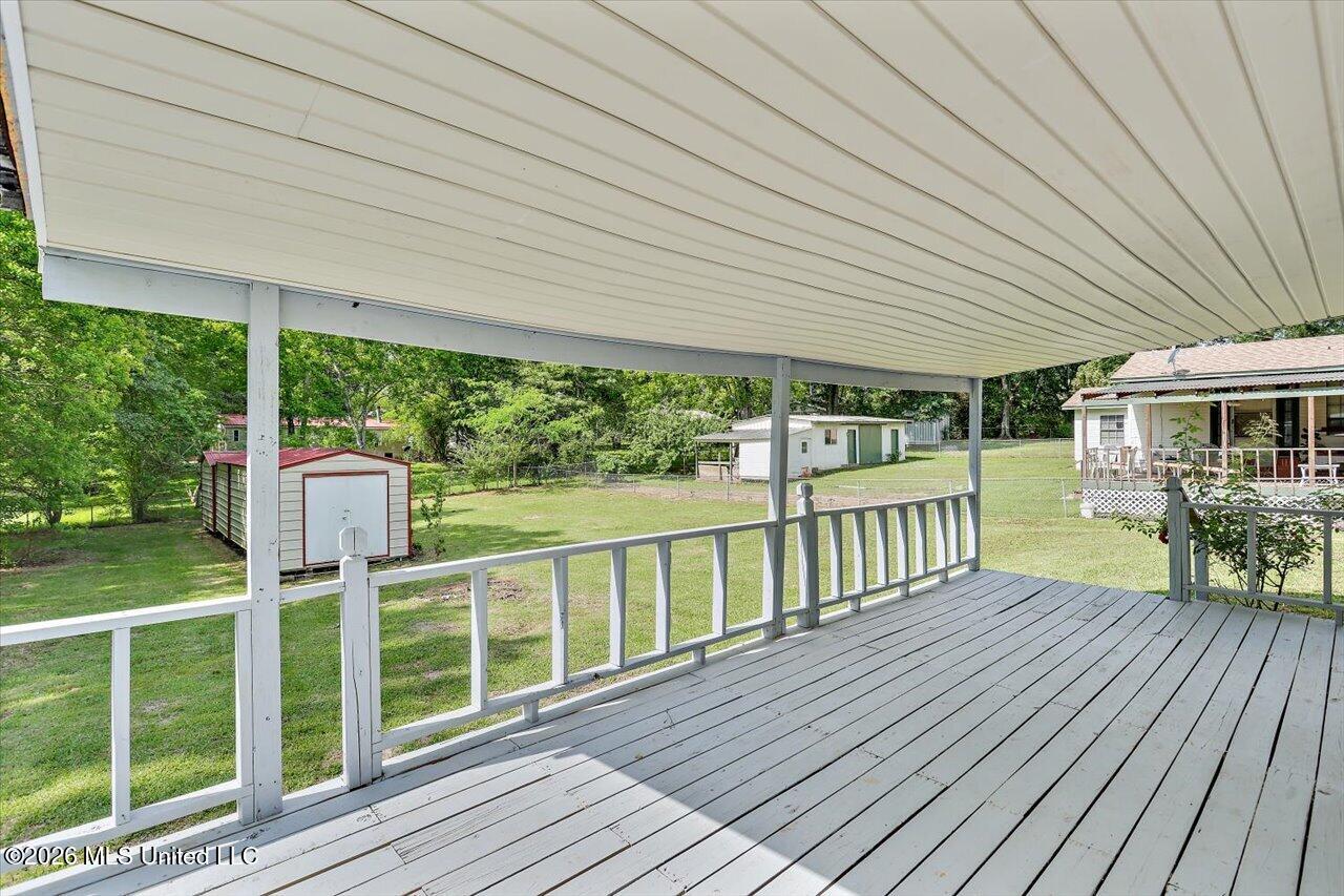 210 N Jadek Drive Property Photo 22