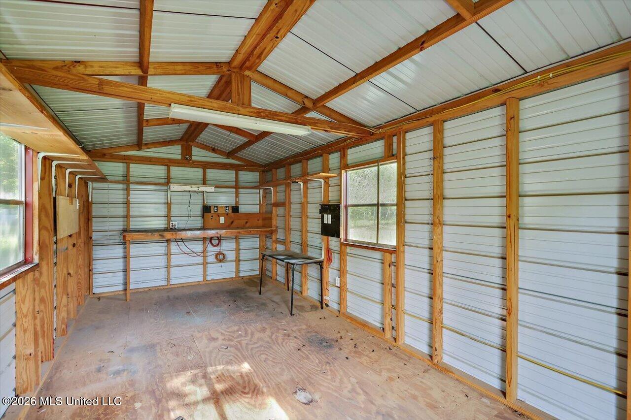 210 N Jadek Drive Property Photo 27