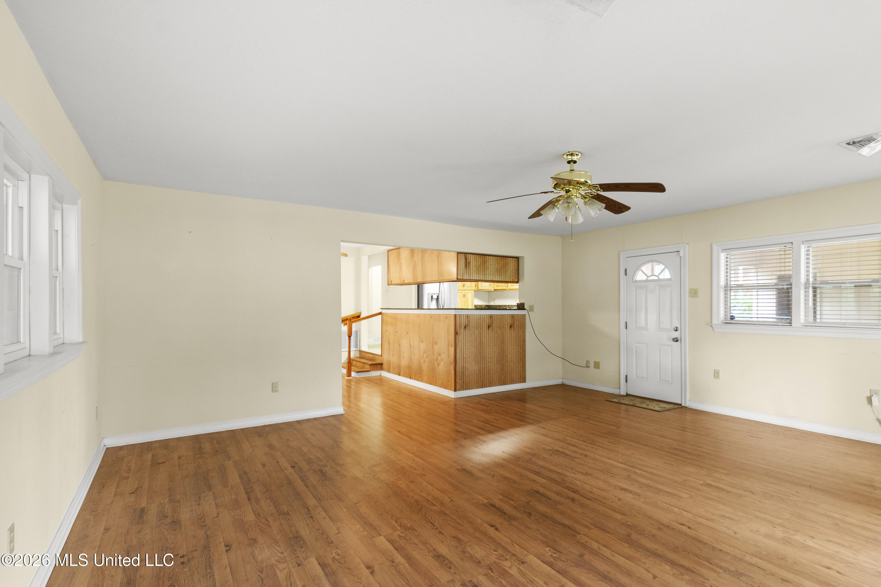 4510 Willow Street Property Photo 13