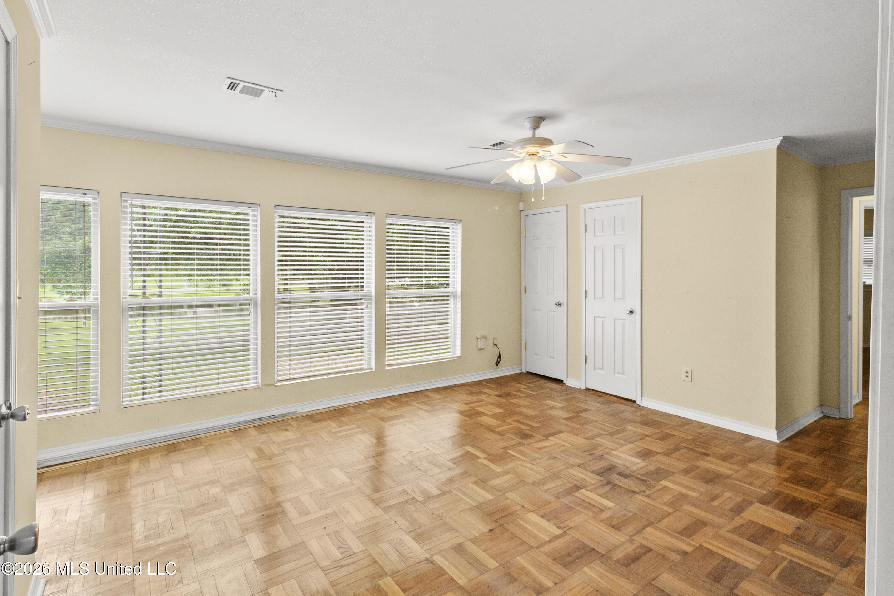 4510 Willow Street Property Photo 23