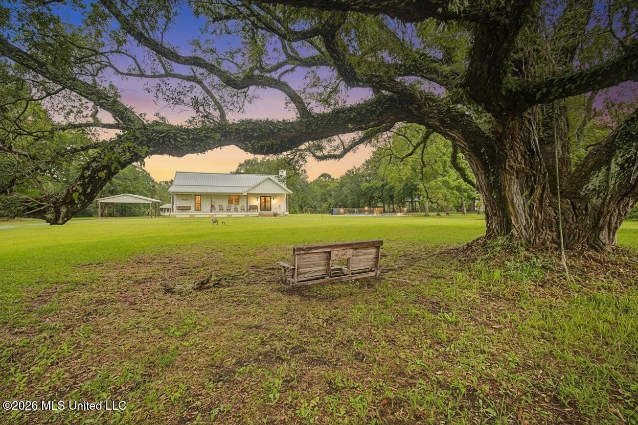 15101 Cable Bridge Road Property Photo 3