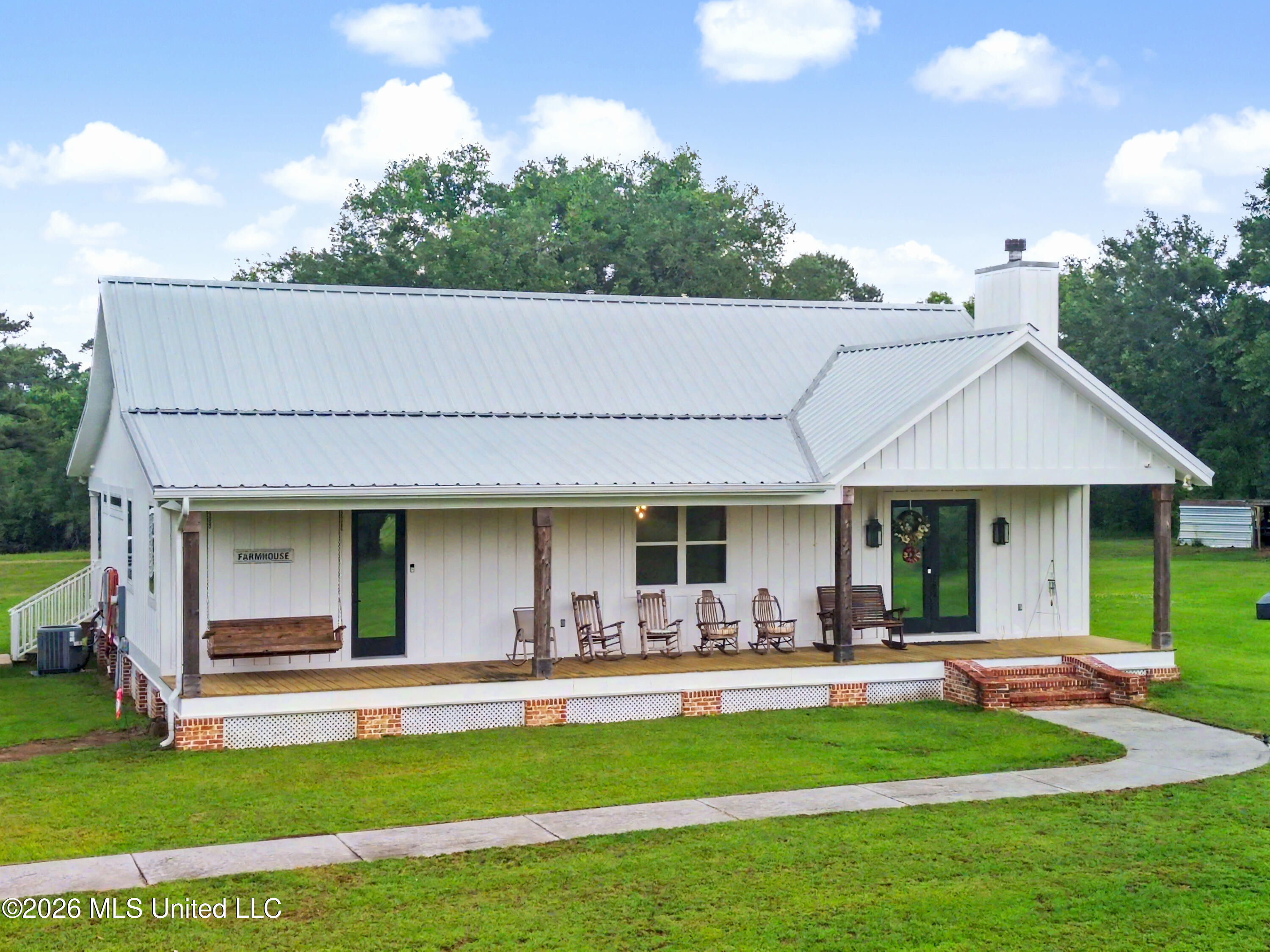 15101 Cable Bridge Road Property Photo 7