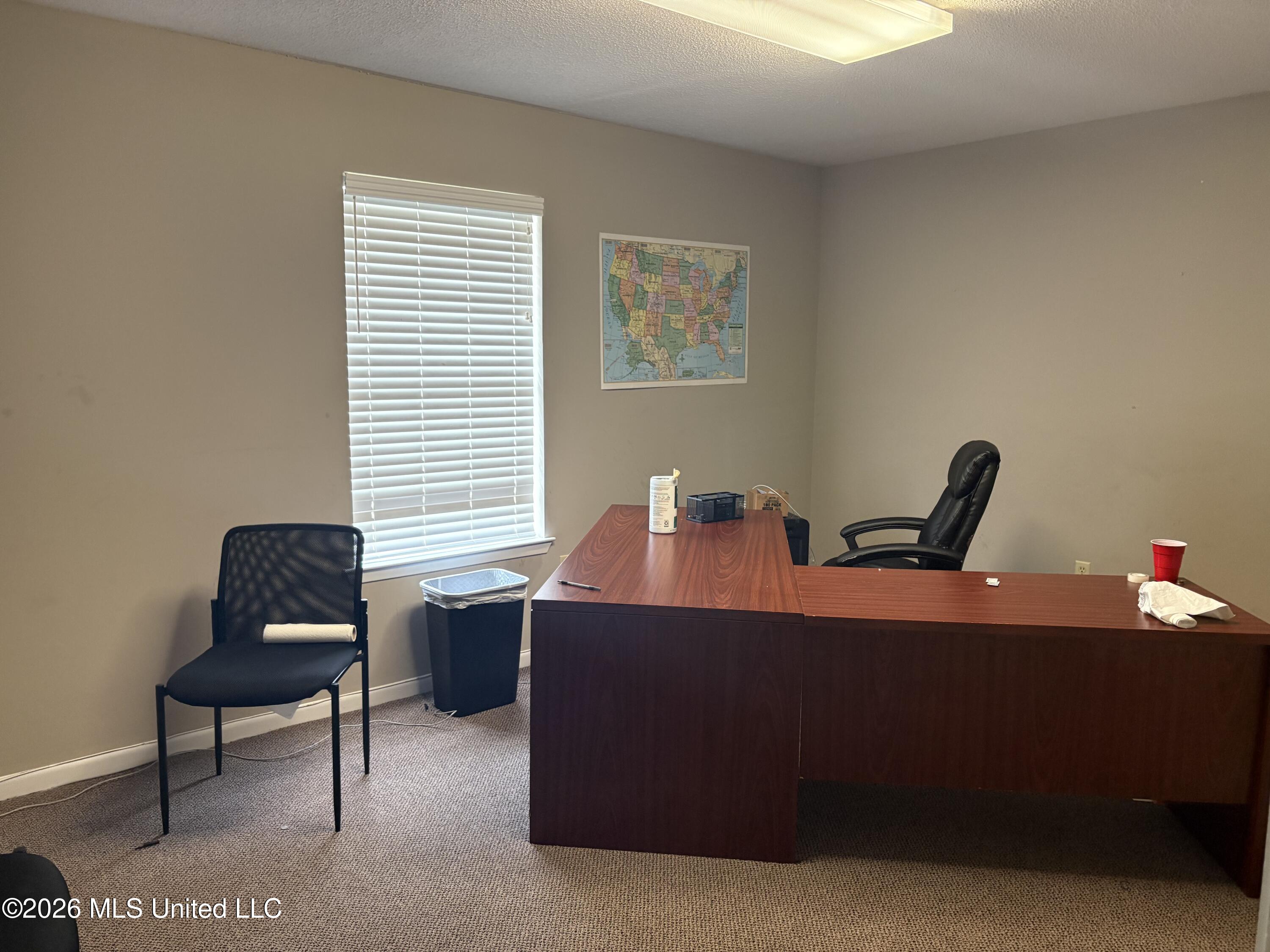 15465 Oak Lane Property Photo 8