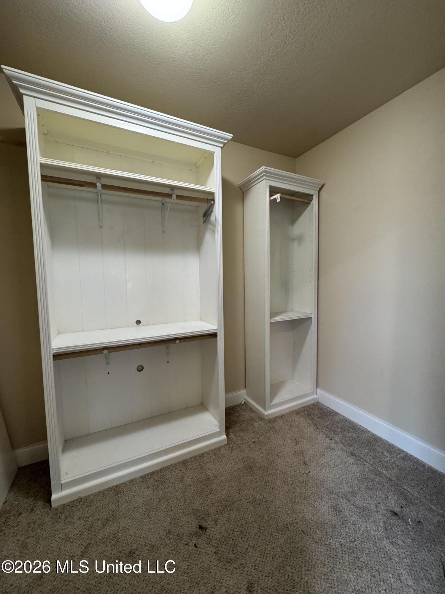 5212 Weathers Drive Property Photo 12