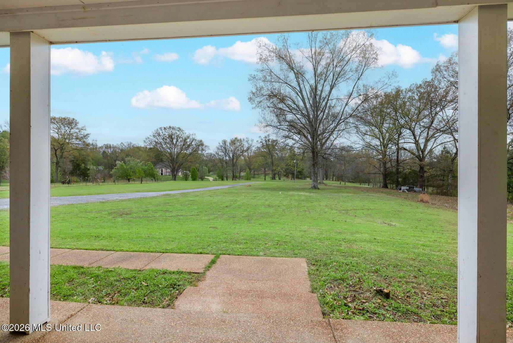 504 Bankston Road Property Photo 6
